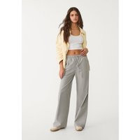Long flowing smart trousers | Stradivarius (UK)