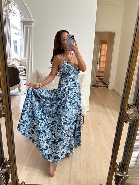 FLORAL dress picks 🌸🪻🌺
Abercrombie wearing Pxs

#LTKfindsunder100 #LTKSeasonal #LTKfindsunder50