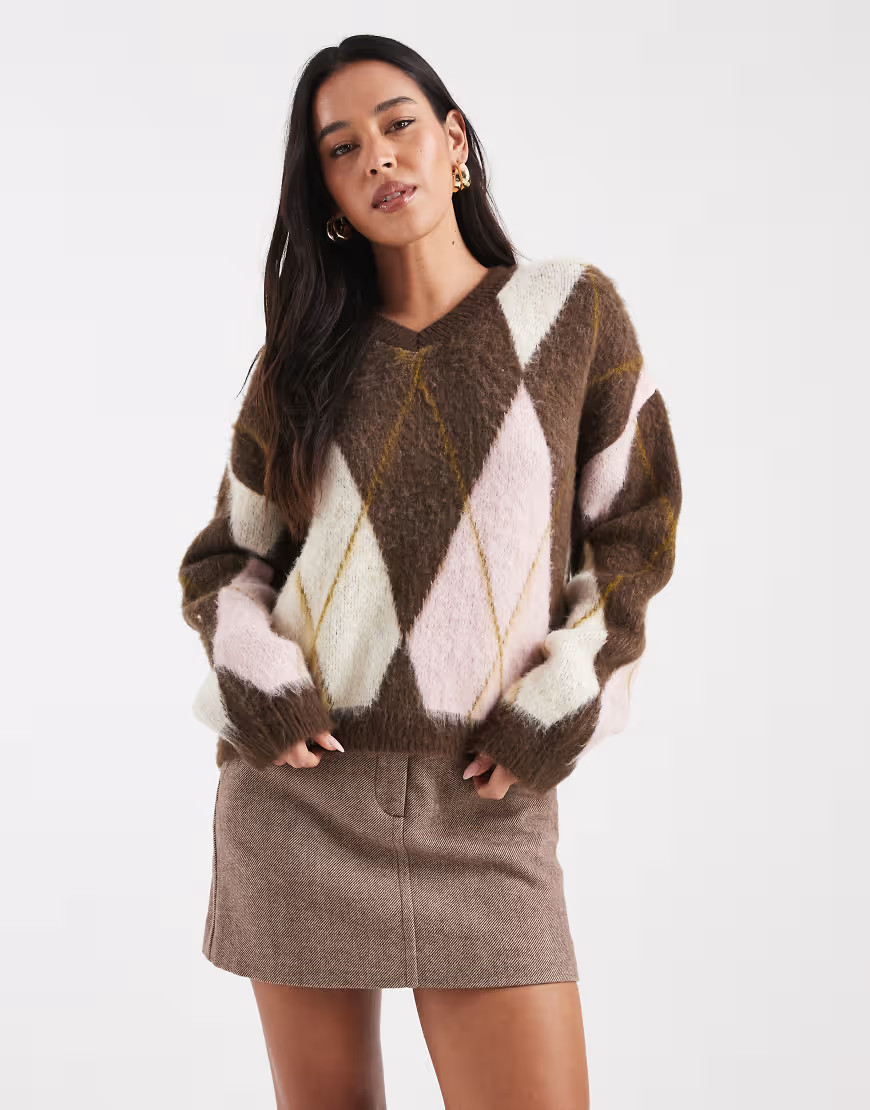 ASOS DESIGN argyle boxy v neck sweater in chocolate-Brown | ASOS (Global)