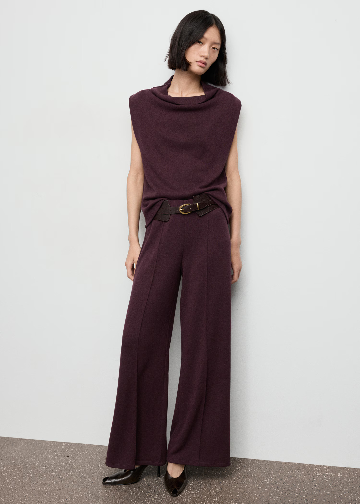 Seam-detail straight-fit pants - Women | MANGO USA | Mango (US/MX/AU)