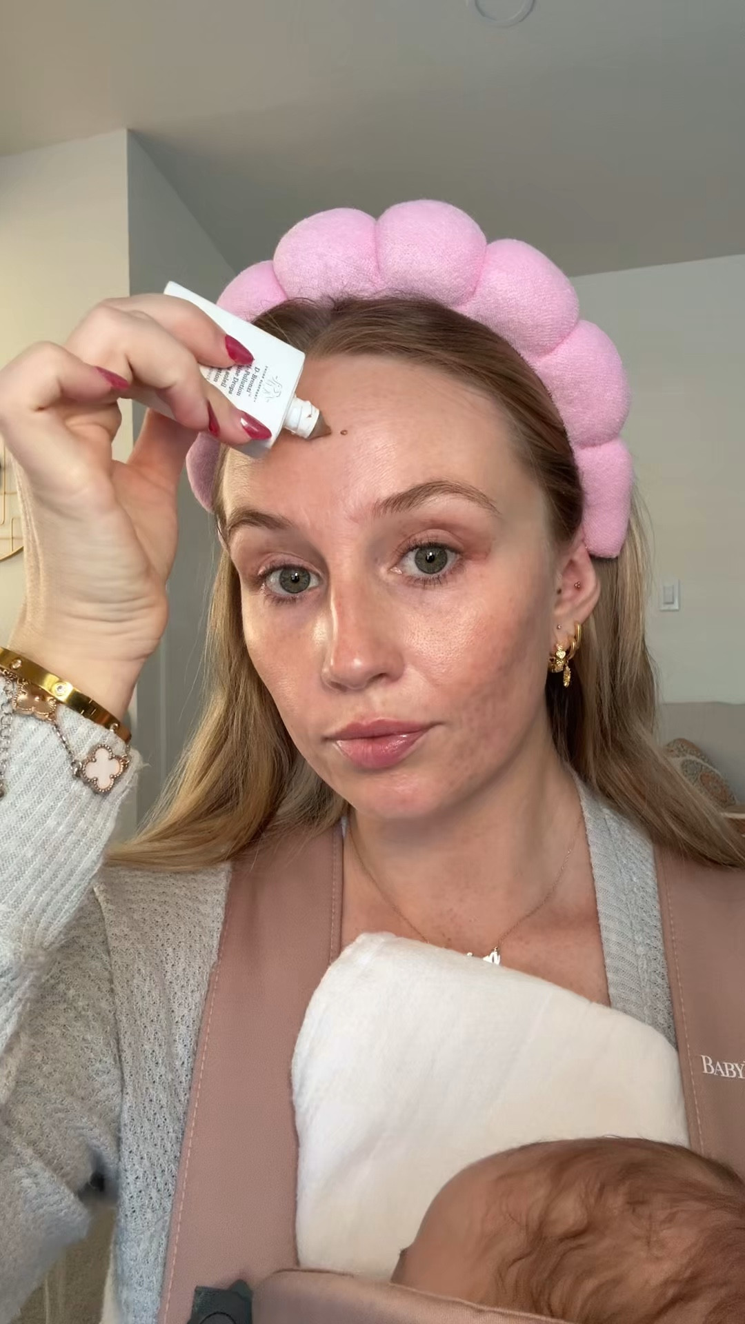 Simple 5 minute make up 

#LTKBeauty