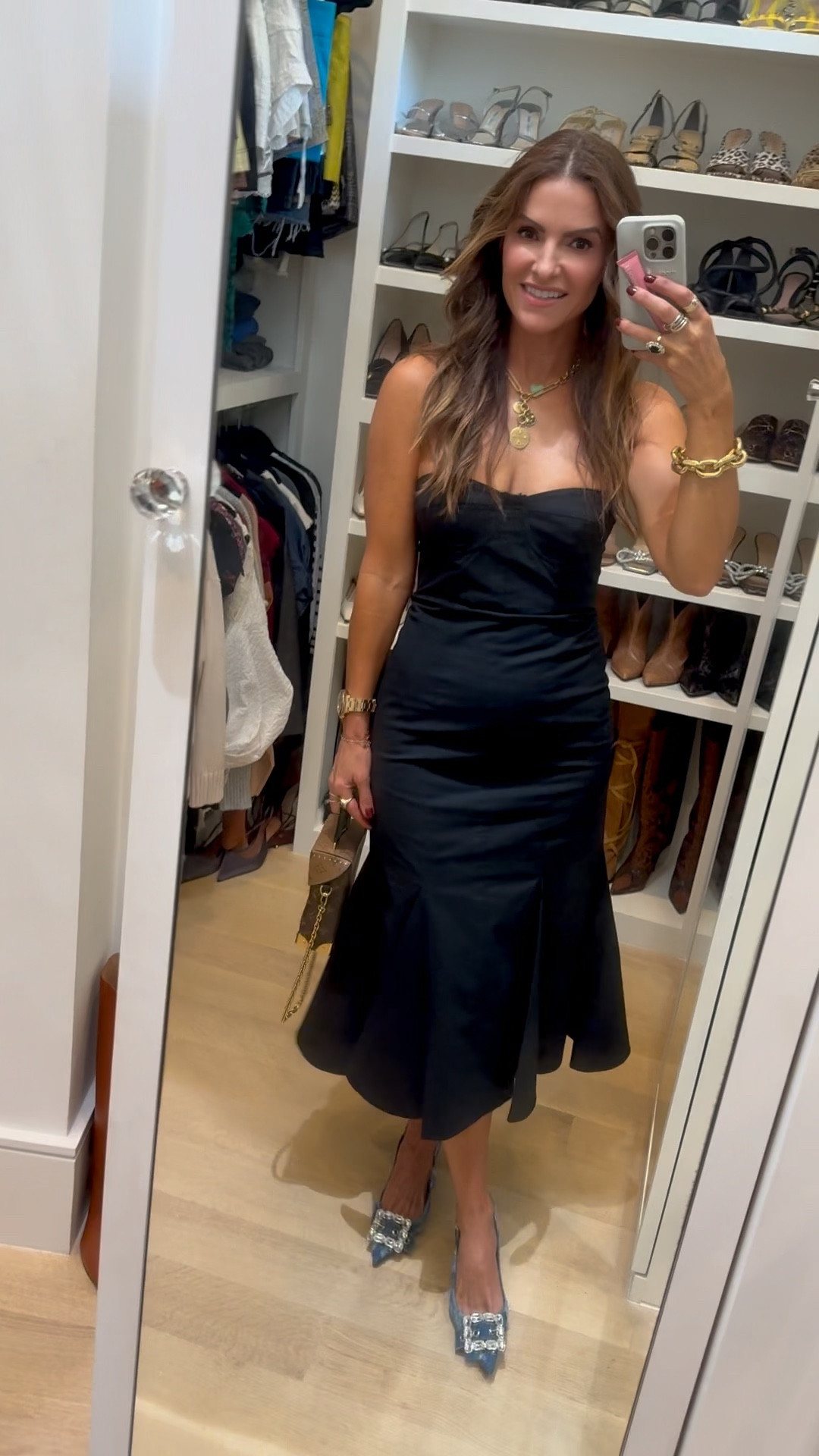 one of my fav #LBD ‘s is 60% off rn & chic vintage heels I can’t stop wearing are incredibly 50% off rn too♥️

+ i’ve linked all the new holiday versions for the perfect #holidayattire that are all so stunning & you won’t believe the prices!! 

dress runs tts im wearing a small  

#LTKHoliday #LTKGiftGuide #LTKCyberWeek