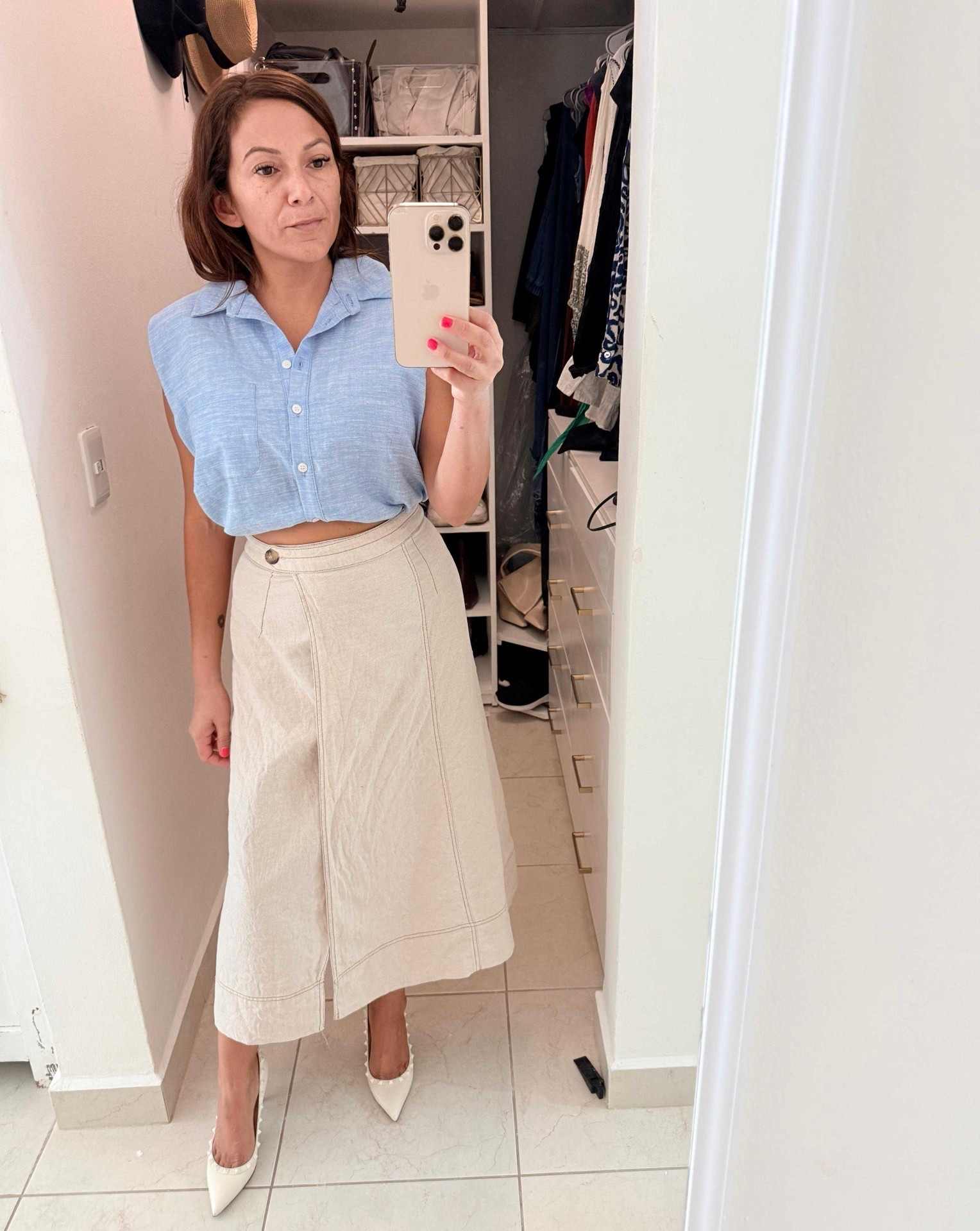 Trying out some new looks just in time for LTKCon! Wearing a new linen skirt that I picked up for my travels this summer paired with a shirt I got last year. Both are from Zara, my favorite brand for linen pieces. 💕

#LTKCon #LTKootd #LTKOver40
@Zara

#LTKsummer #LTKtravel #LTKpetite