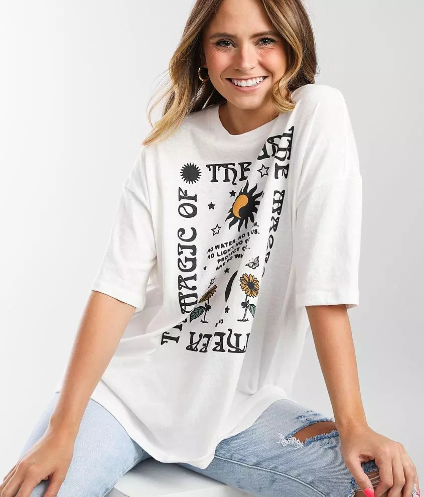 The Magic Of The Sun & Sea T-Shirt | Buckle