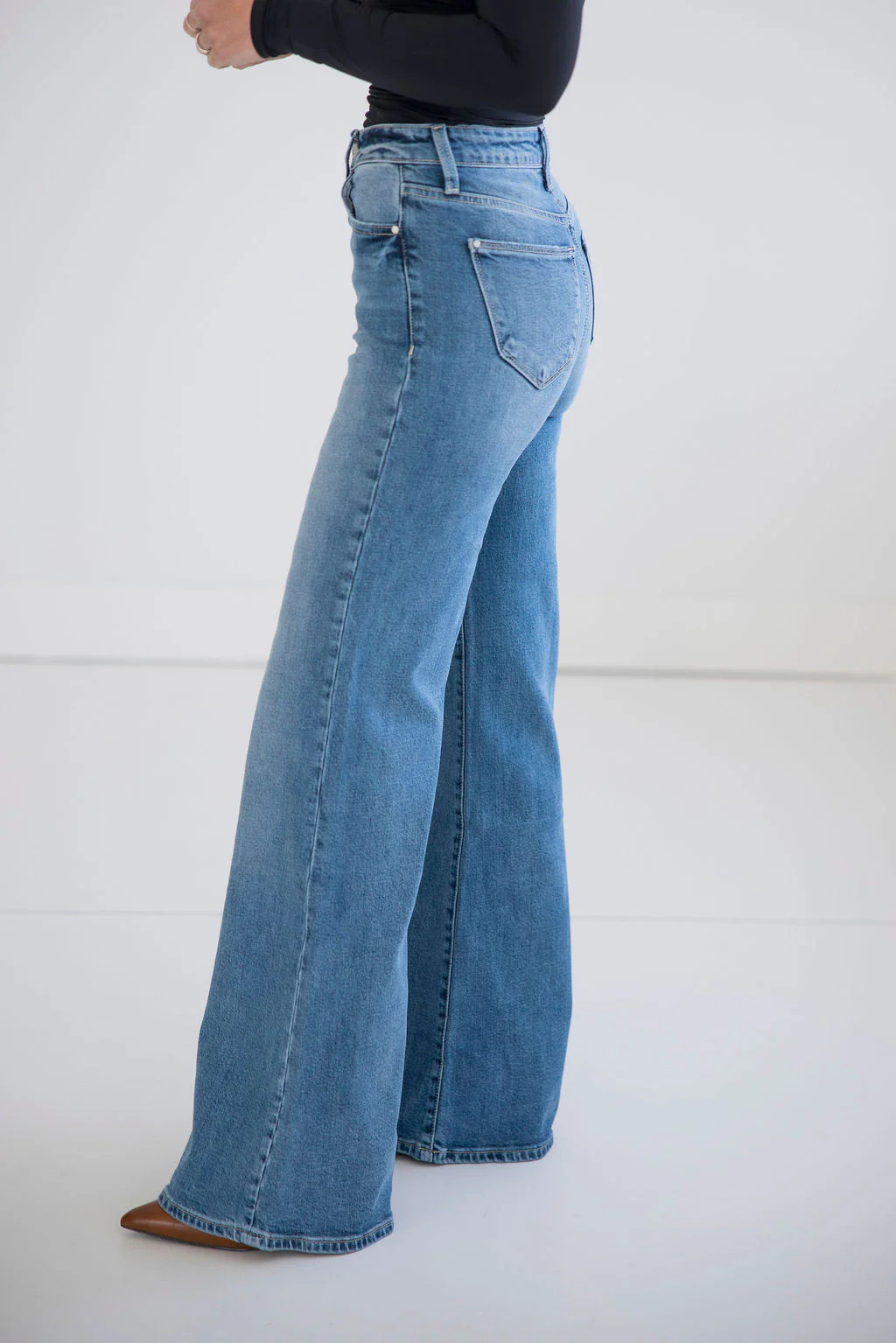 Jessa Petra Flare Jean | Lauriebelles