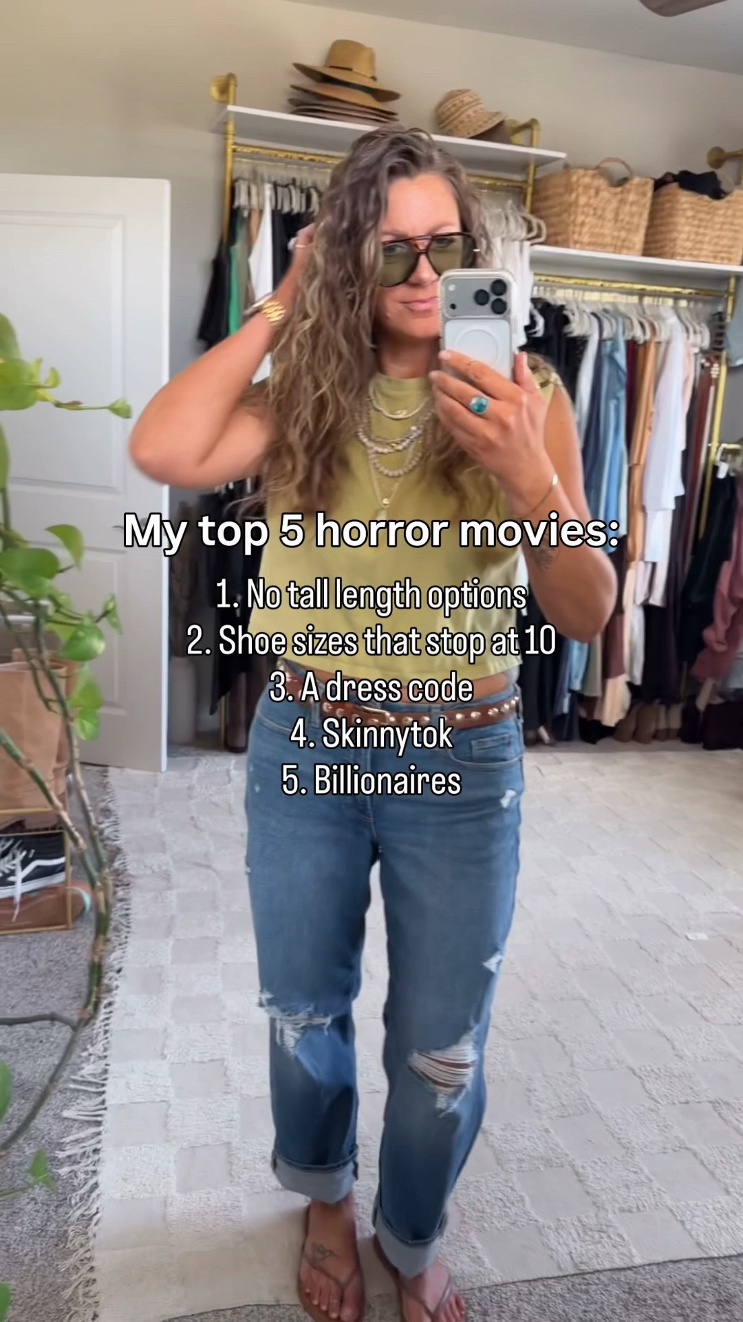 Top 5 horror stories 🙃

✨ medium top, 12 tall jeans (sized up for baggy fit) 11 wide sandals