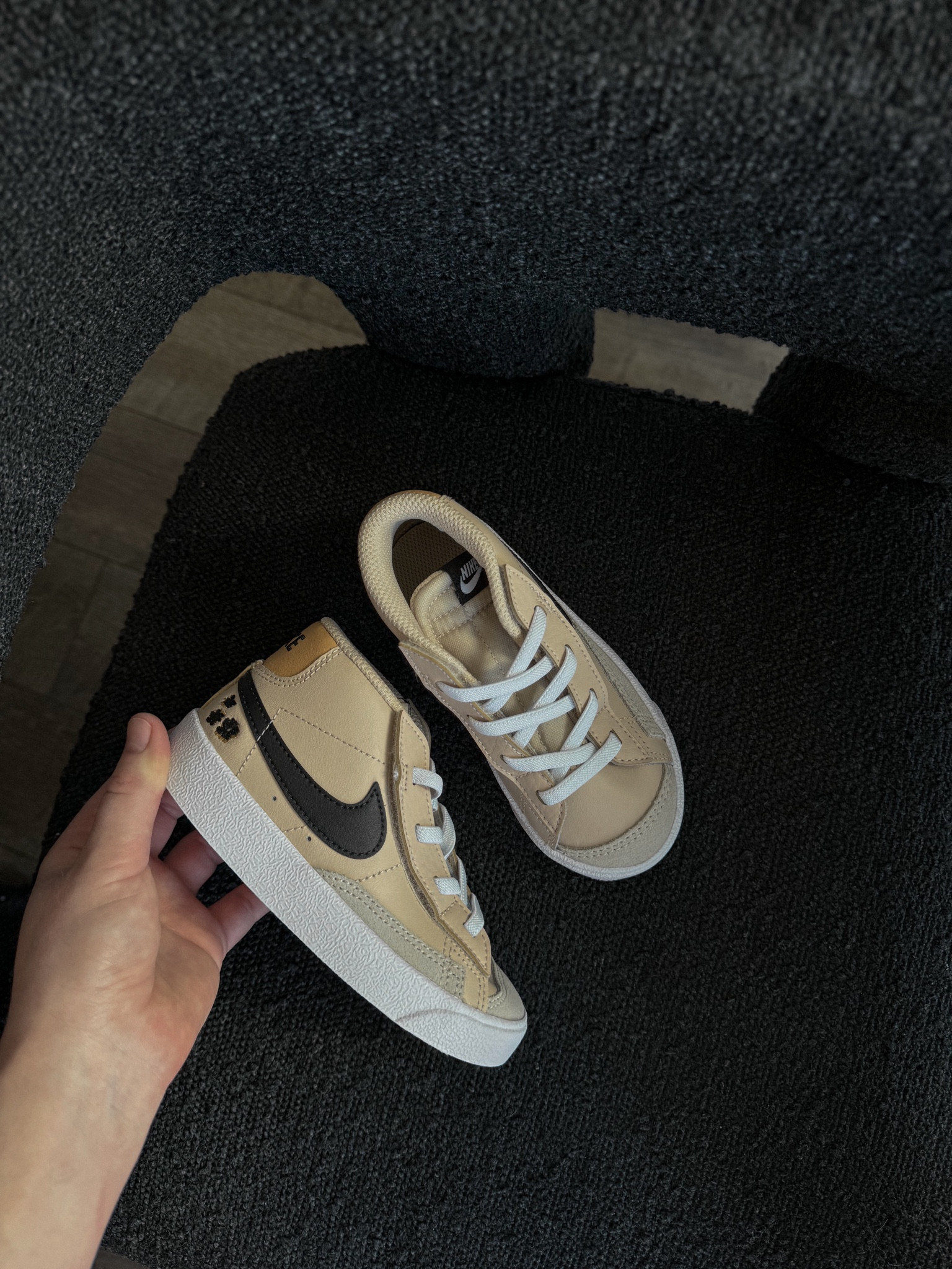 Kids blazer mid ‘77 sneaker 👟 
NIKE #nike

#KidsNike#NikeSneakers#KidsFashion#SneakerHeads#KidsStyle#NikeKids#SneakerKids#NikeForKids#KidsFootwear#JustDoItKids #KidsAthletics#NikeYoungsters#MiniSneakerheads#YoungNikeFans#TinyFeetBigStyle#NikeJunior#KidsActivewear#LittleSneakerCrew#NikeLoveKids#JuniorFootwear

#LTKGiftGuide #LTKbaby #LTKkids