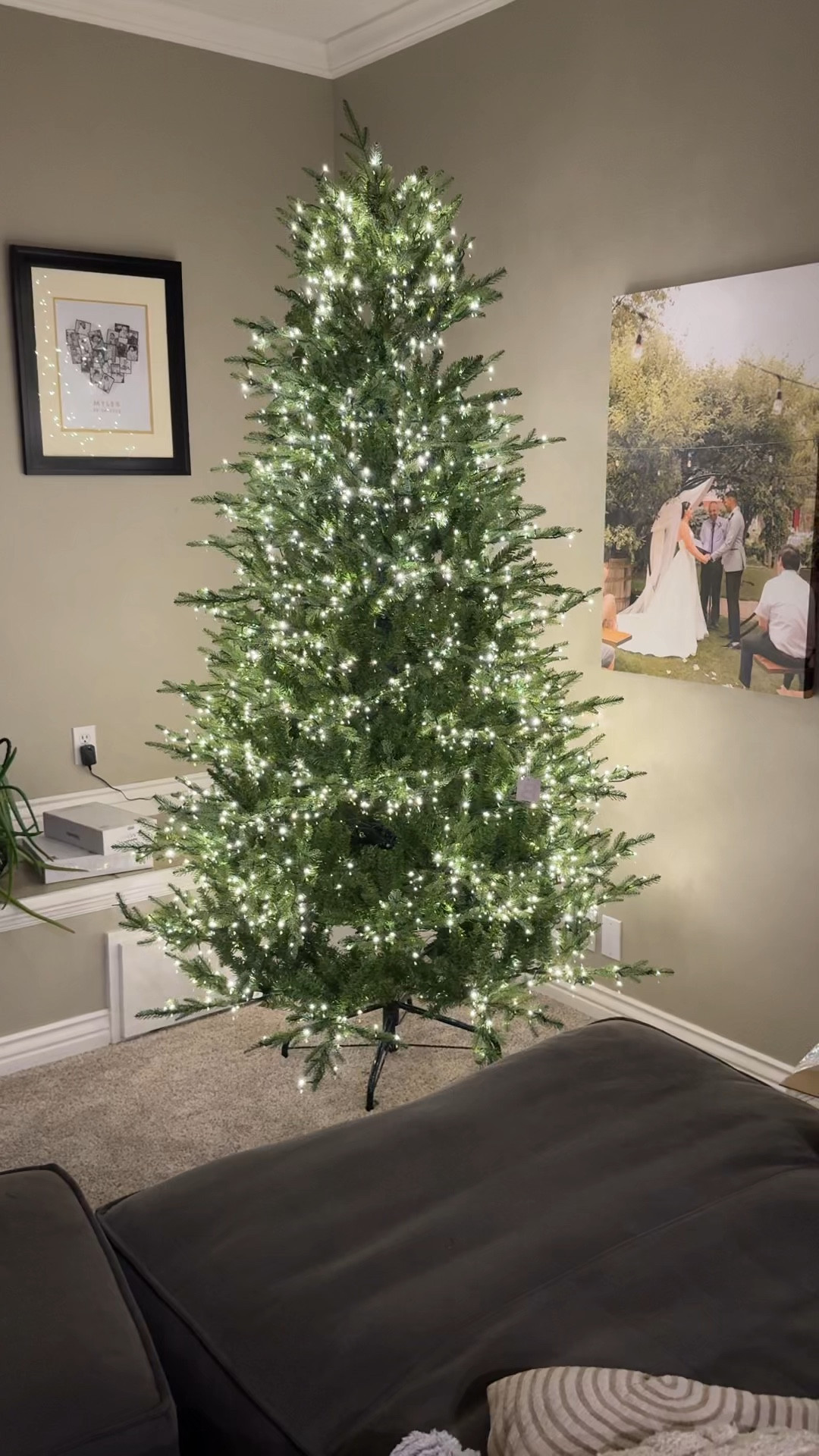 Caved and bought the viral Christmas tree 🎄 11/10

#LTKHoliday #LTKCyberWeek #LTKSeasonal