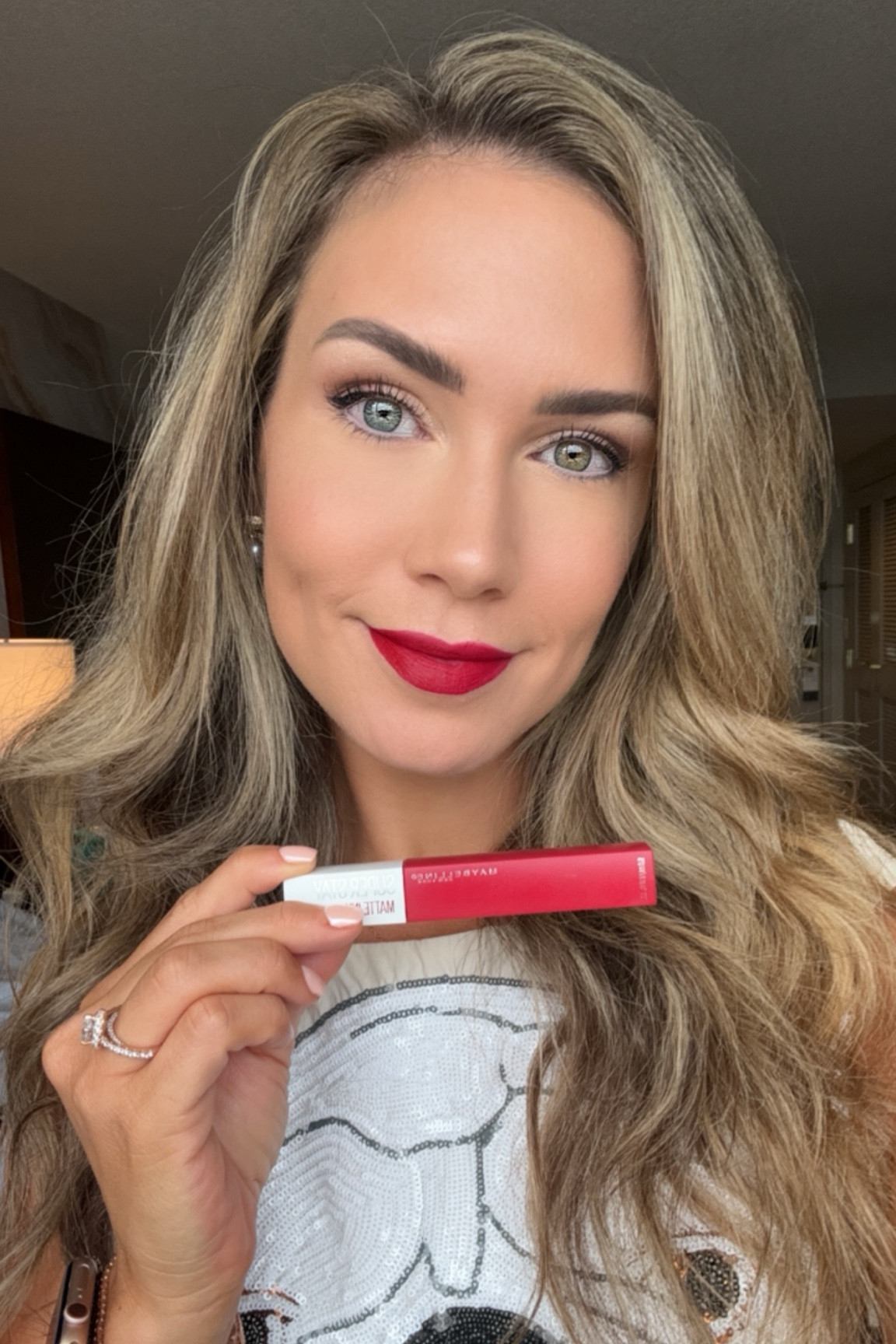The most beautiful red lip ever!

Amazon. Maybelline. Red lip. Lipstick. Beauty.

#LTKBeauty #LTKFindsUnder50 #LTKStyleTip