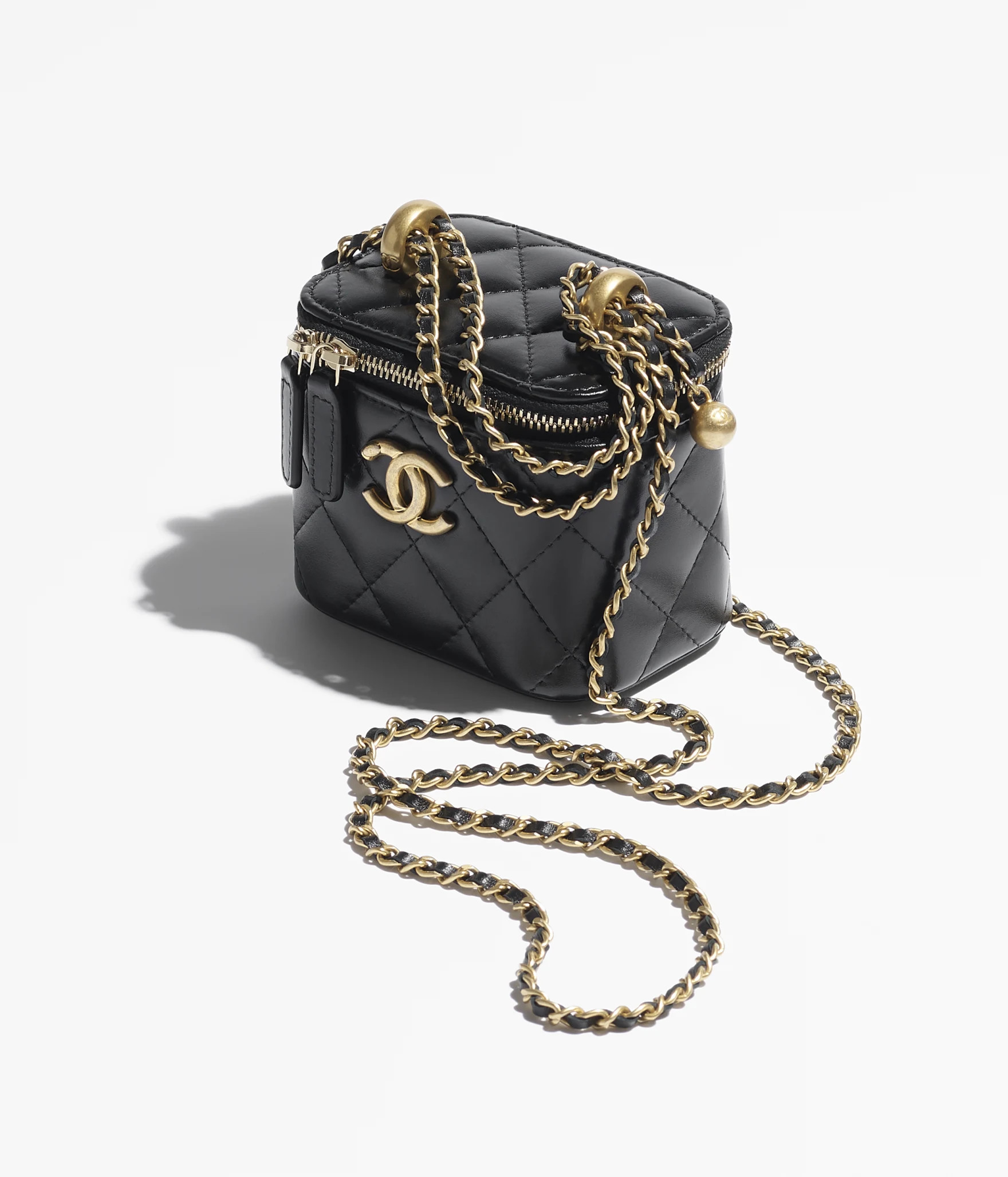 Small vanity with chain - Shiny calfskin & gold-tone metal , black — Fashion | CHANEL | Chanel, Inc. (US)