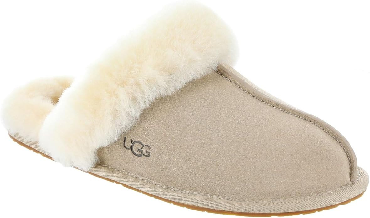 Amazon.com | UGG Women's Scuffette II Slipper, Sand, 9 | Slippers | Amazon (US)