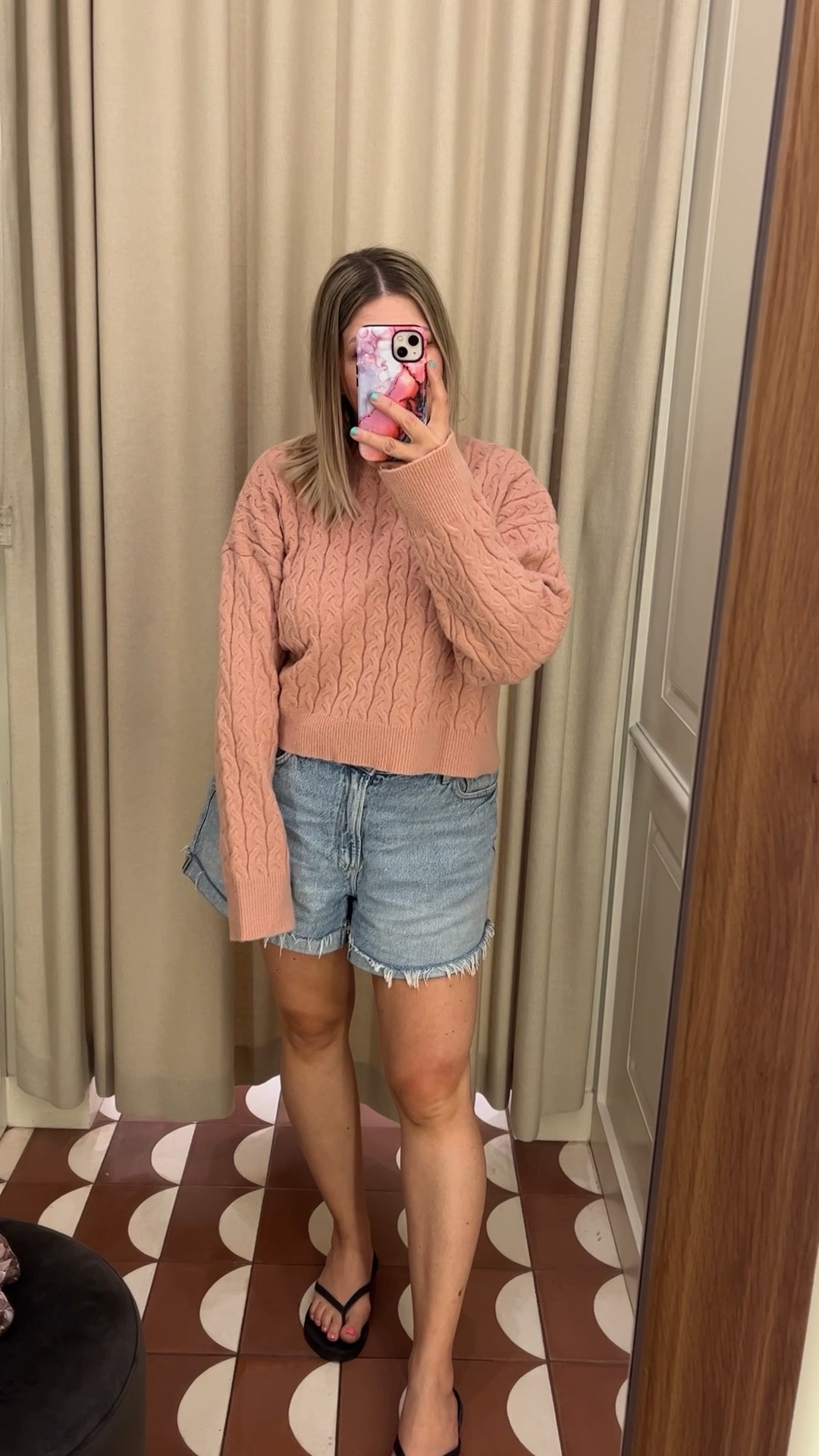 💥FALL TREND ALERT ~ Autumn Pink💥 

Floral Blouse Medium | Knit Sweater Medium | Denim Shorts 29

#LTKfindsunder100 #LTKVideo #LTKSeasonal