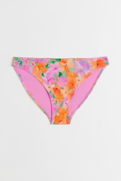 Conscious choice  New ArrivalFully lined bikini bottoms with a regular waist and medium coverage ... | H&M (US)