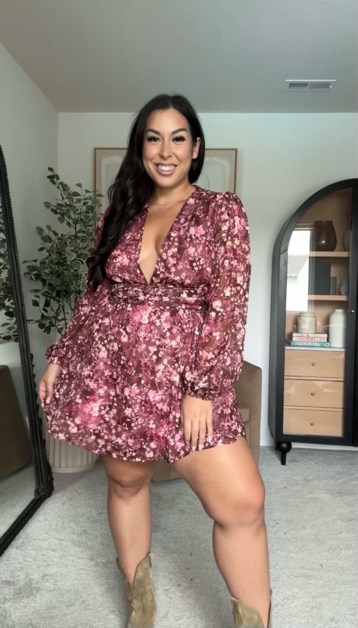 Midsize wedding guest dress from Showpo! Wearing a size 12!
-
-
-
black tie wedding guest dress, maxi dress, midsize curvy style, fall wedding guest dress, dresses with sleeves, size 12, size 14, size large


#LTKWedding #LTKMidsize