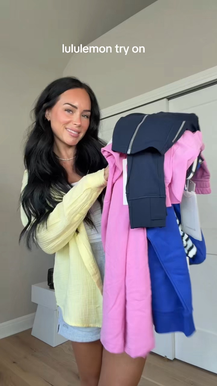 Lululemon new releases try on✨ keep or return?! 🛒 I will have what I ordered on my LTK.


My sizing 5’7, 145lbs, 32dd￼


@lululemon

#LTKgrwm #LTKootd #LTKU