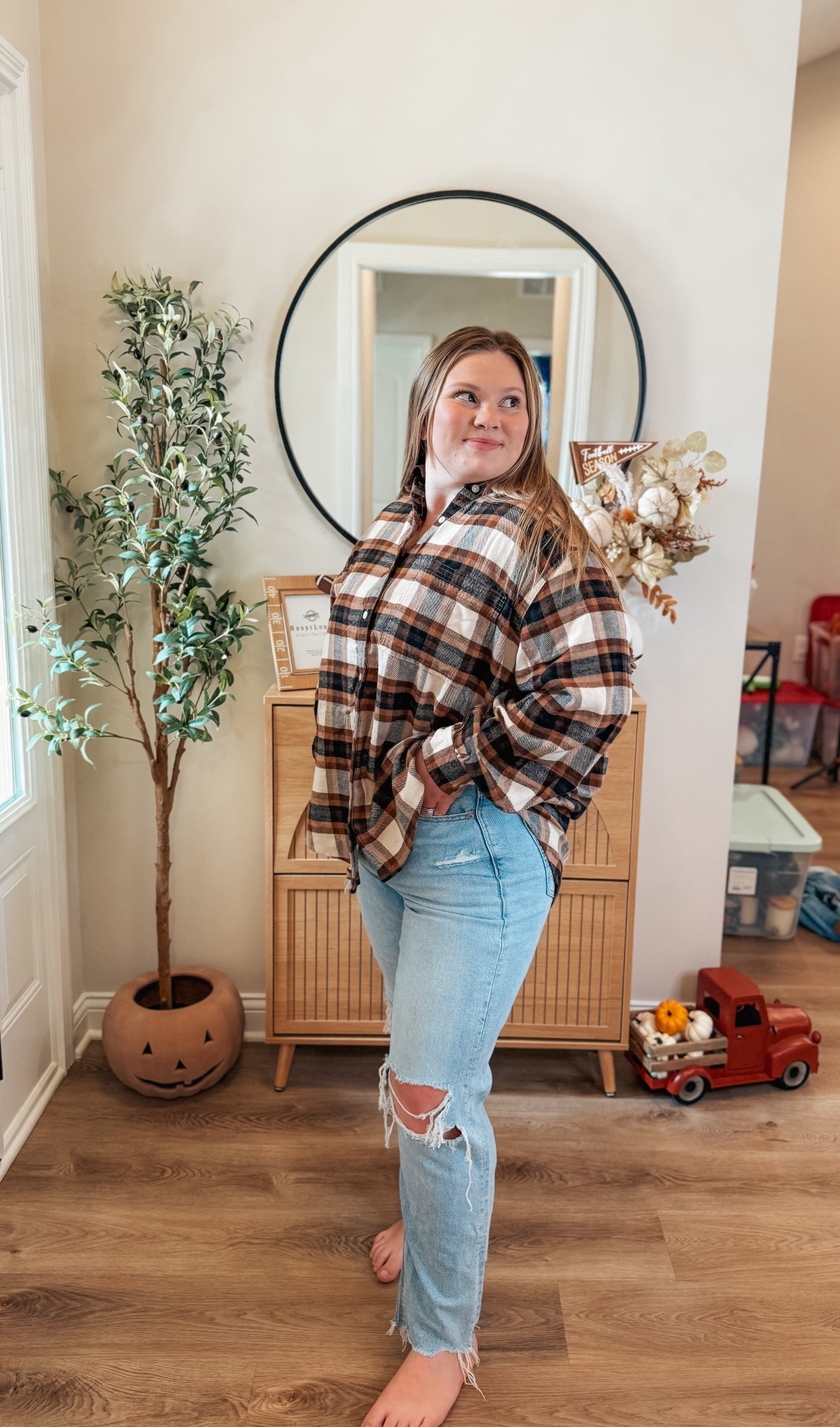 Flannels are out now and on sale at aerie 

#LTKSaleAlert #LTKMidsize #LTKSeasonal