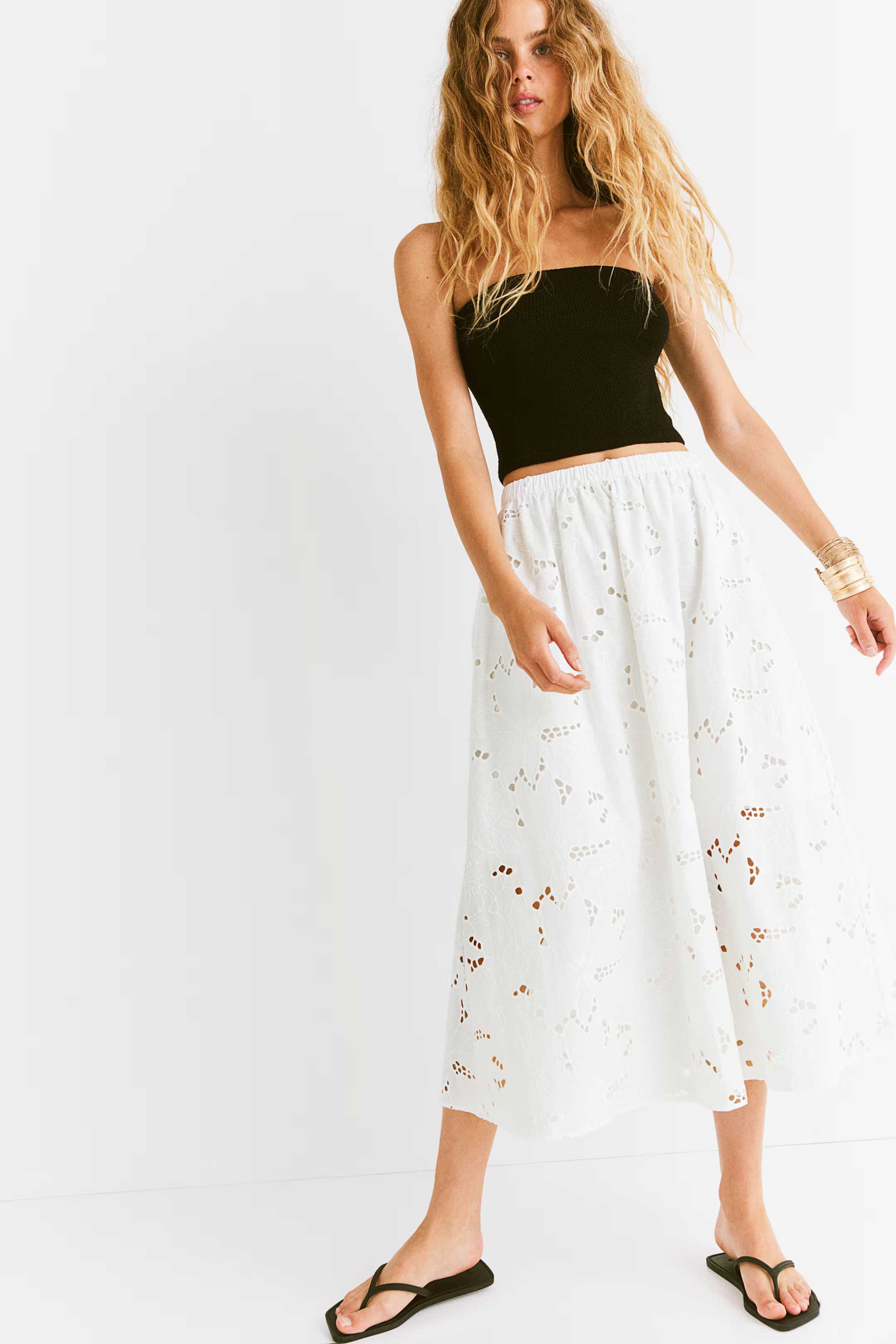 Rock mit Broderie Anglaise - Hoher Bund - Midi - Weiß - Ladies | H&M AT | H&M (DE, AT, CH, NL, FI)