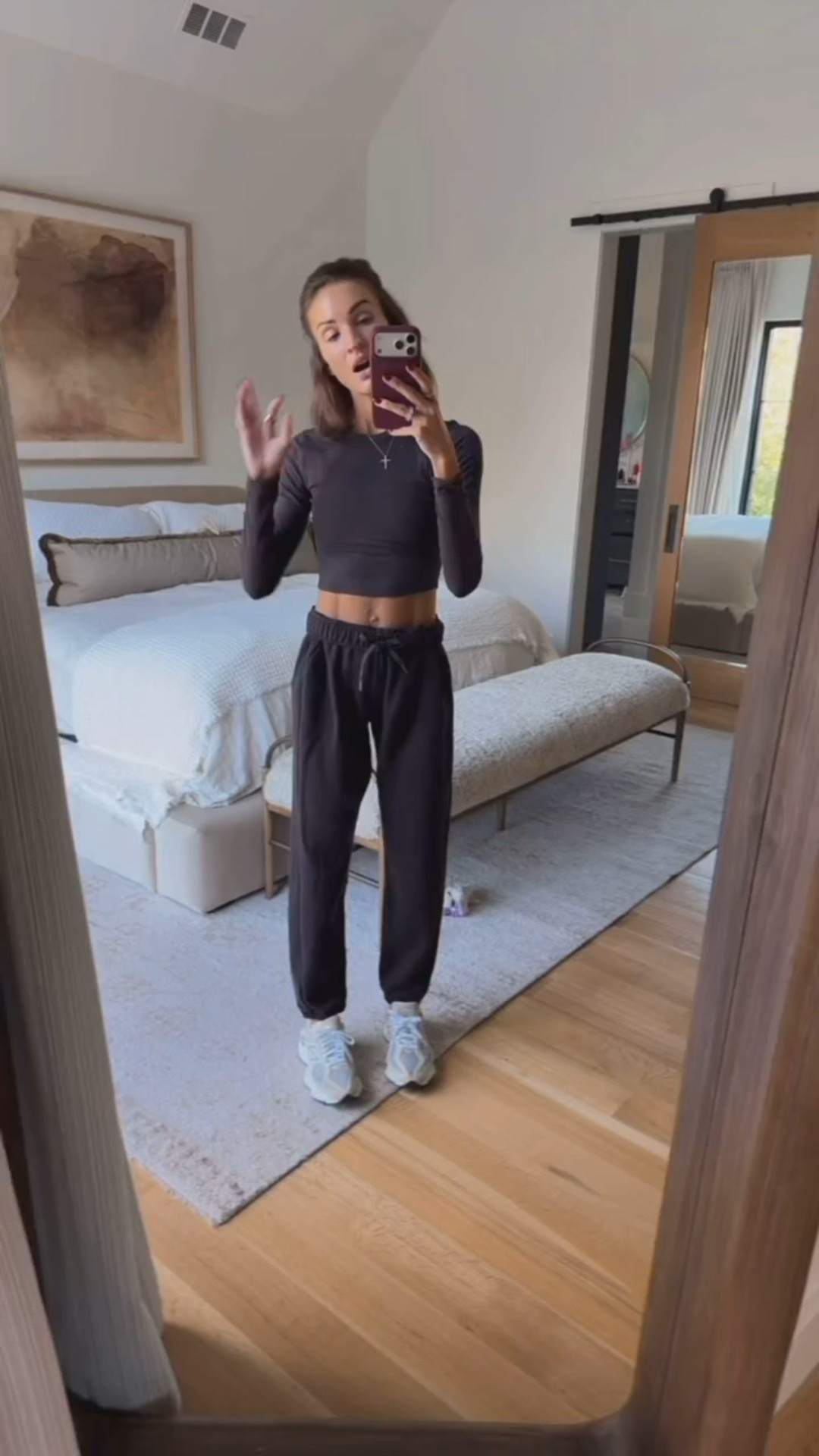 y’all know how obsessed i am with these joggers 😍 they’re not too baggy or heavy, and i wear them ALL the time! 🤎 run a little big 

#LTKootd