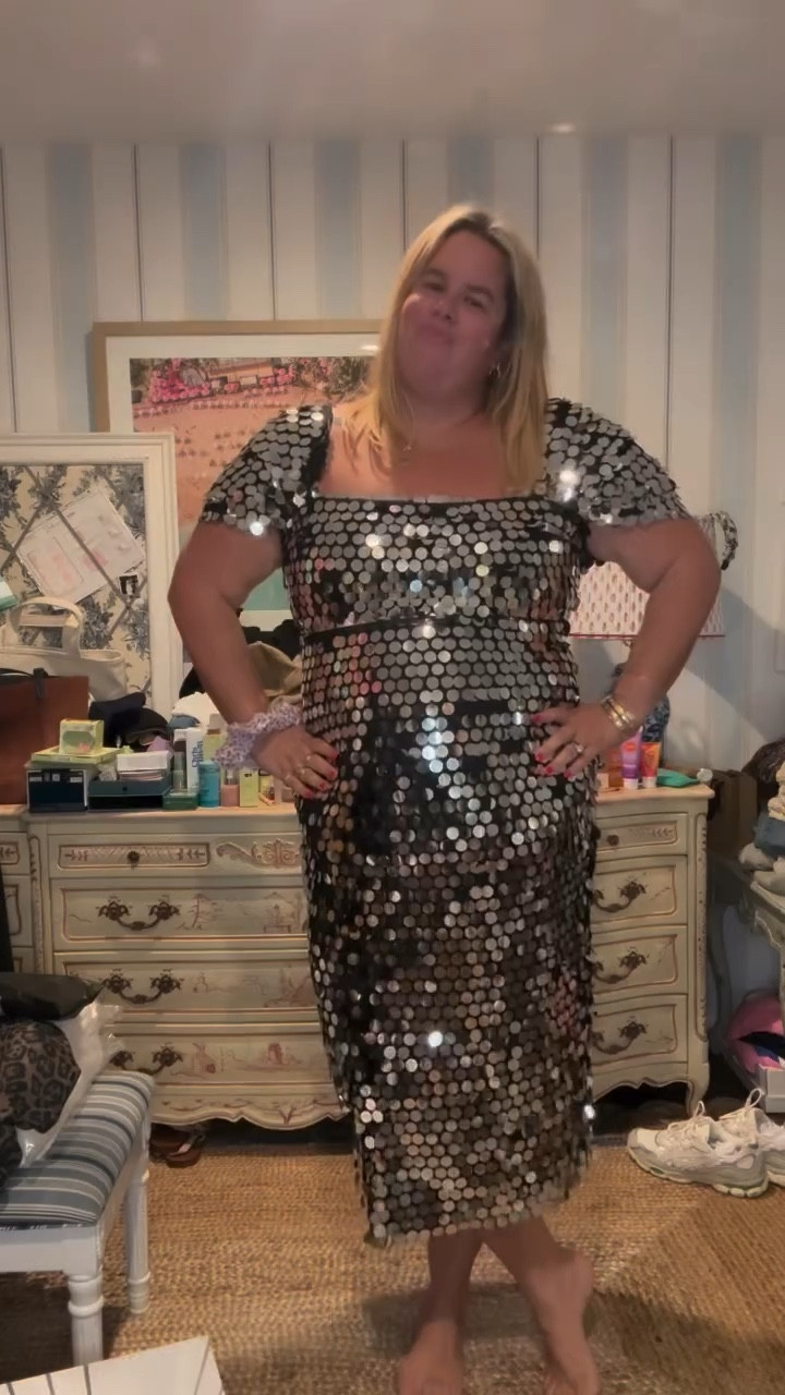 Is this my birthday dress? Definitely has the WOW factor! 

#LTKootd