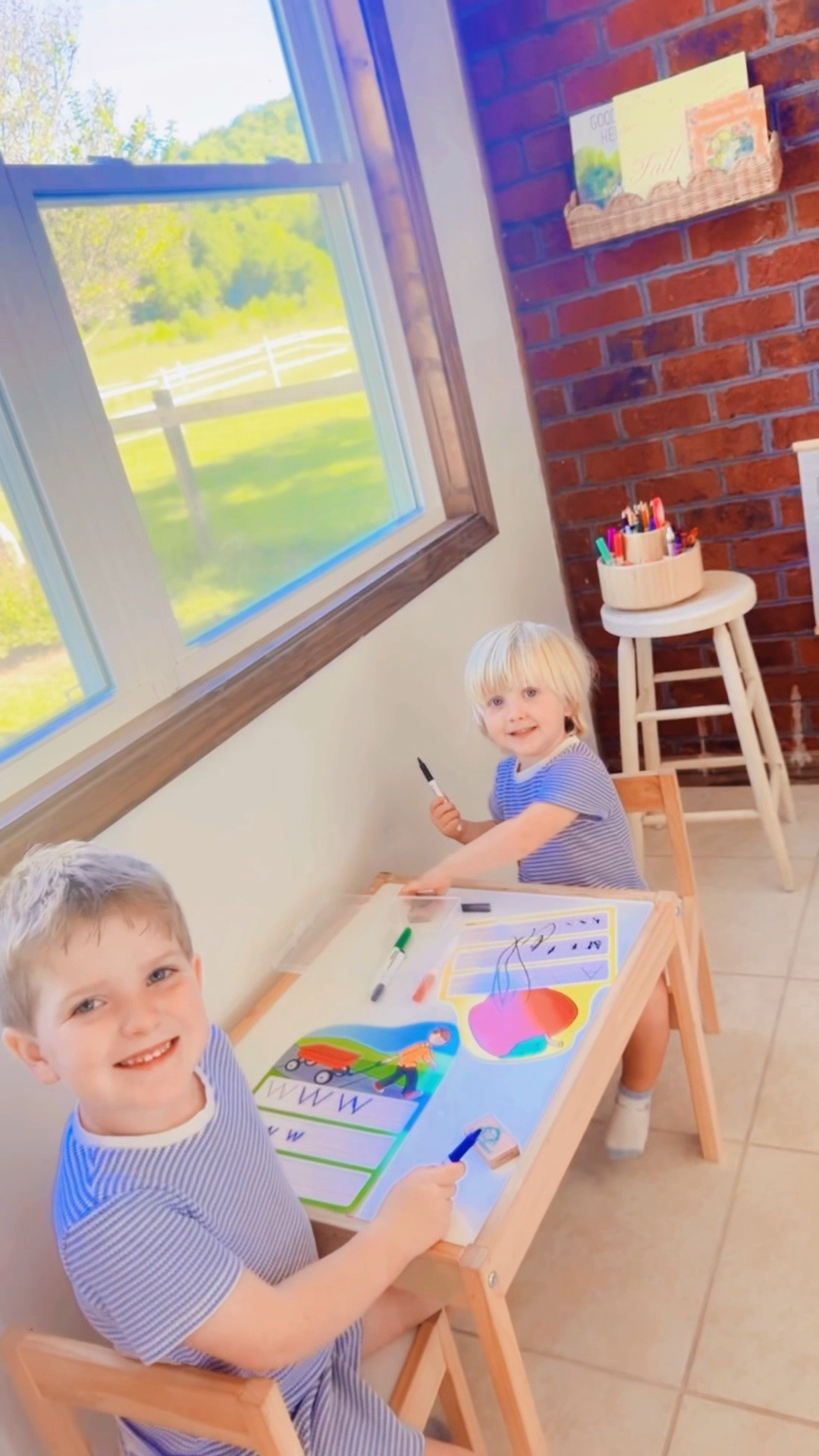 And yay 🎉 for a fun new start to the homeschool preschool week ✏️ with our “thematic unit” all about autumn 🍂 and doing all kinds of learning activities, too!! 🫶🏽