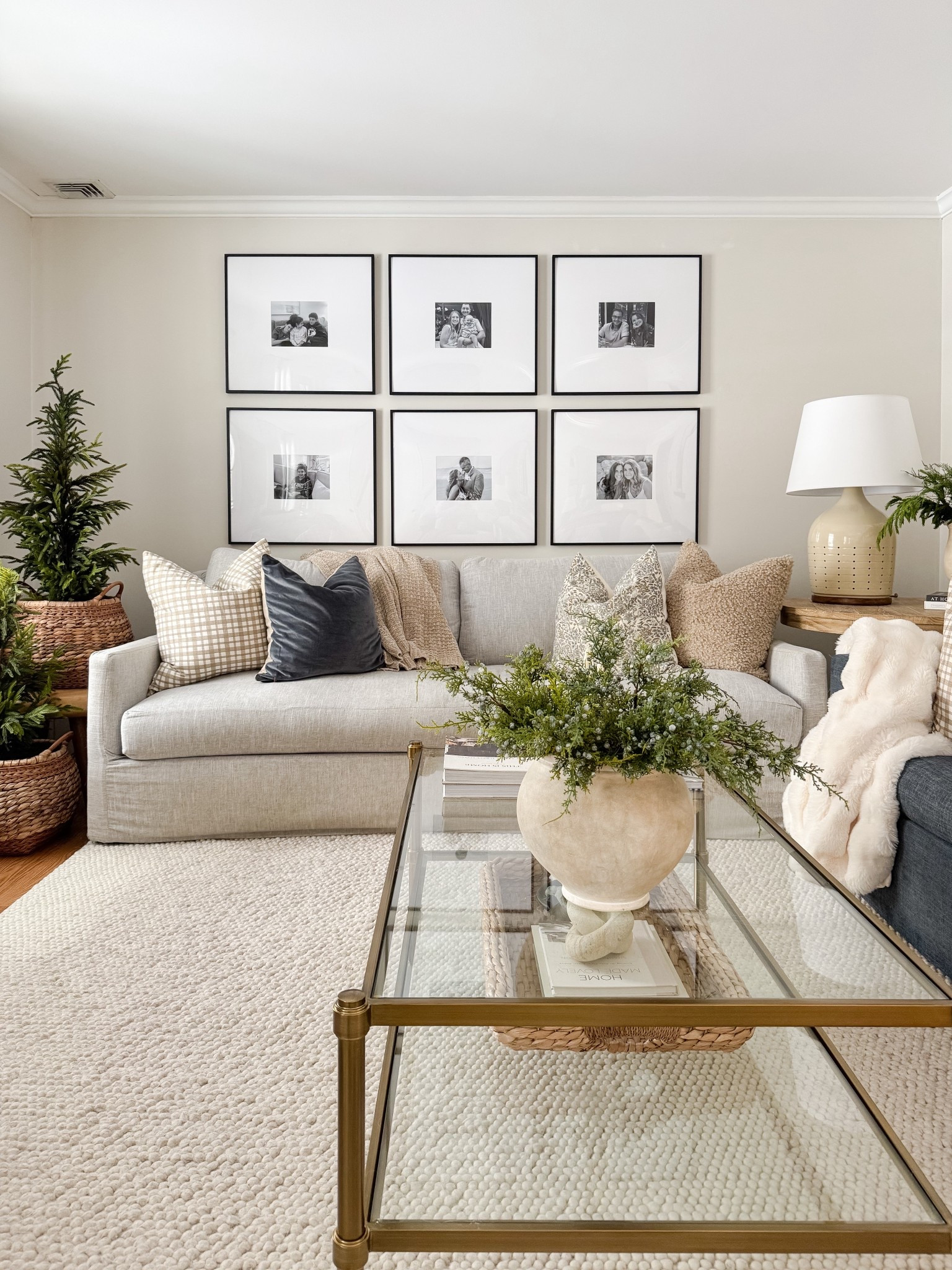 Cozy Living Area 

Neutral home  Home design  Coastal home  Trending home decor  Home styling  Living area gallery frames

#LTKHome