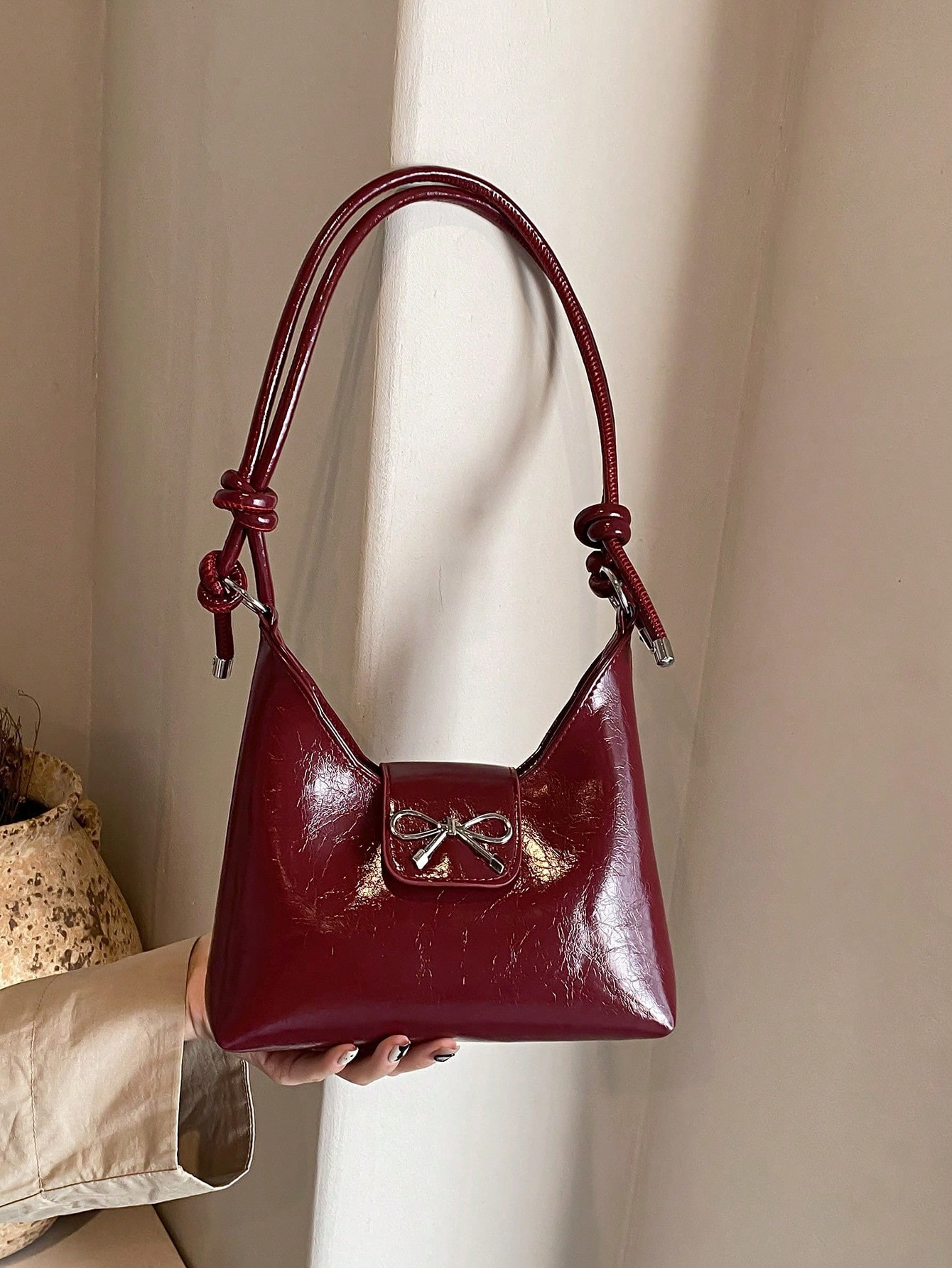 Mode Schleife Dekor PU einfache einfarbige Gürtelschlaufe Mondförmige Umhängetasche Umhängeta... | SHEIN