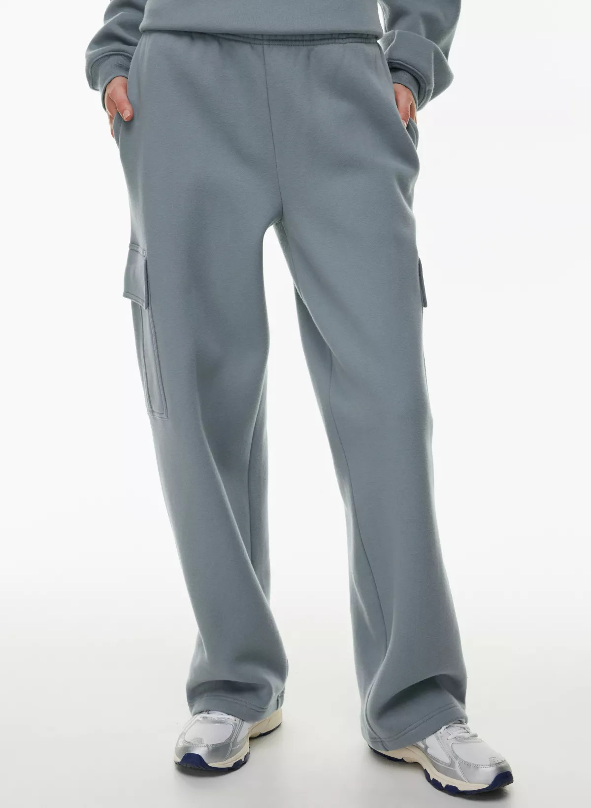 COZY FLEECE MEGA CARGO™ SWEATPANT | Aritzia