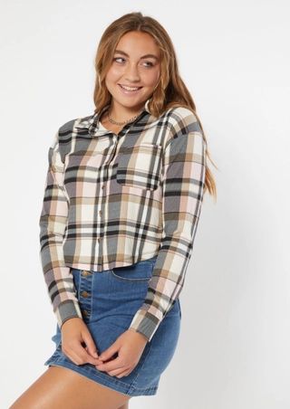 Pink Plaid Button Down Cropped Long Sleeve Top | rue21