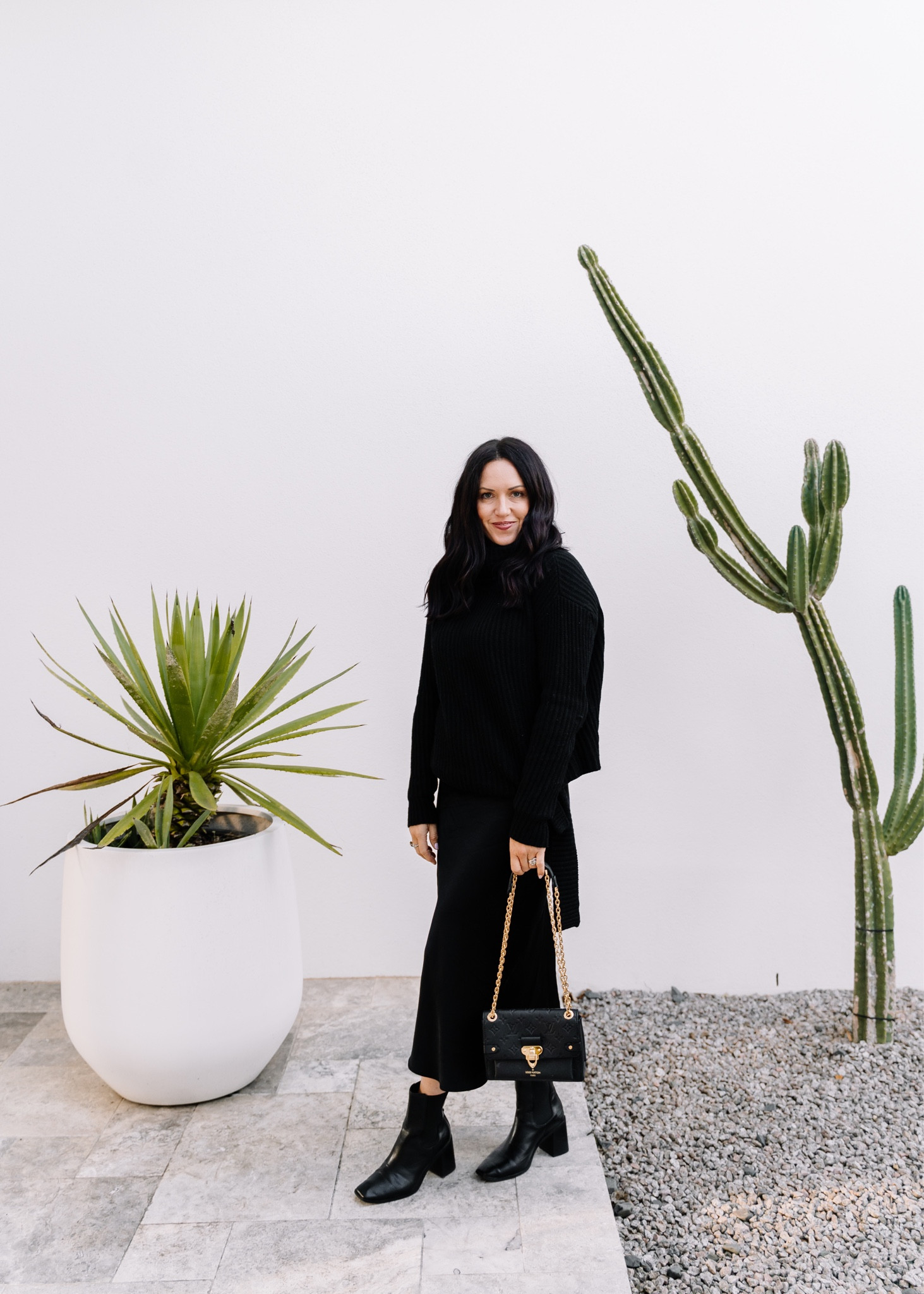 A classic all black winter look  

#LTKaustralia #LTKSeasonal