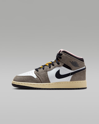 Air Jordan 1 Mid SE Big Kids' Shoes | Nike (US)