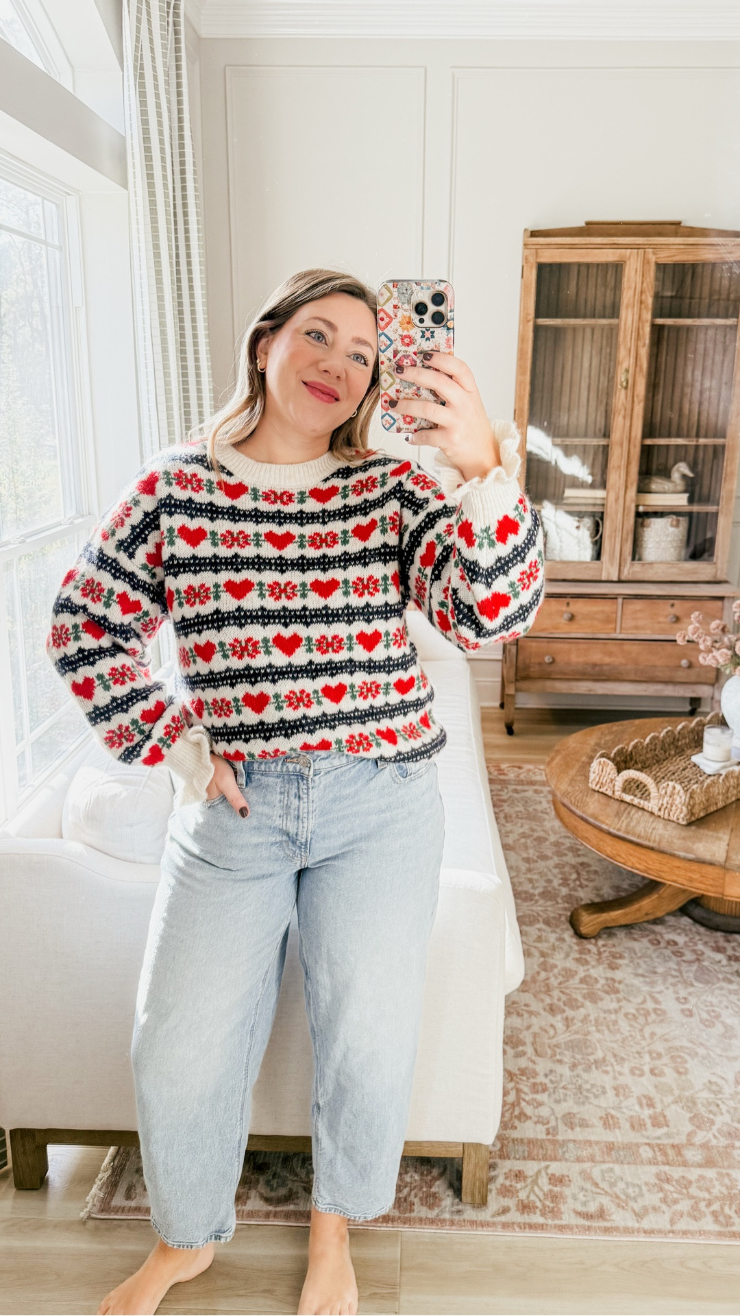 This sweater could totally be Valentines or Christmas! Love! TTS

THEBLOOMINGNEST old navy cozy find sweater jeans American eagle 

#LTKFindsUnder50 #LTKmomlife #LTKMidsize