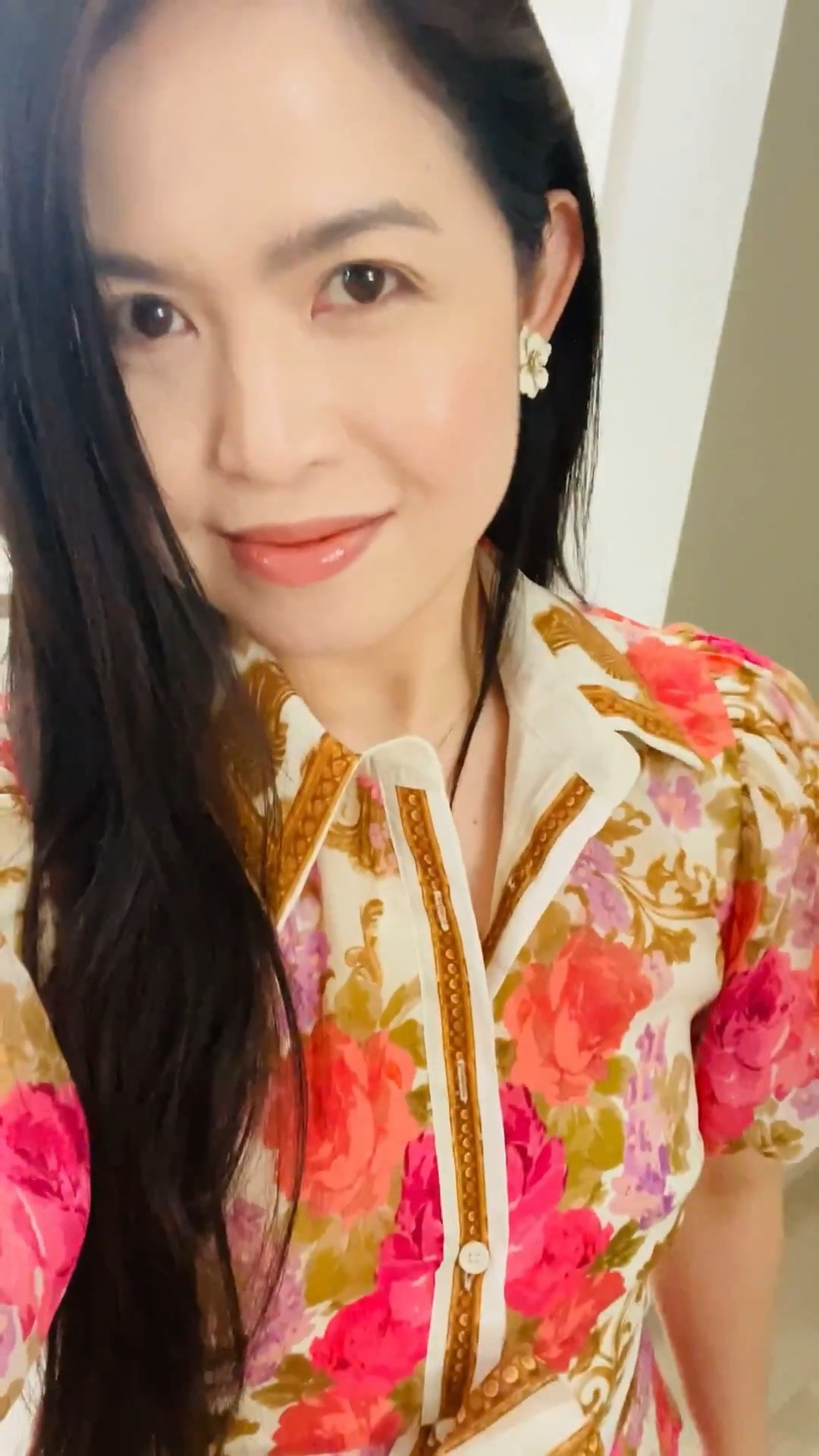 The prettiest party dress and it’s 40% off!😍🌸Great for parties, events and all your weekend brunch with the girls😊❤️Paired it with pretty sandals that goes with any outfit☺️💕💕 Works for petite ladies, I’m 5’4!☺️







#ltkfindsunder100 #saledresses #springdress #ltkparties #ltkpetite #ltkwatchnow #ltkevents #vici #vicicollection #ltktravel #ltkwatchnow

#LTKSeasonal #LTKSaleAlert #LTKStyleTip