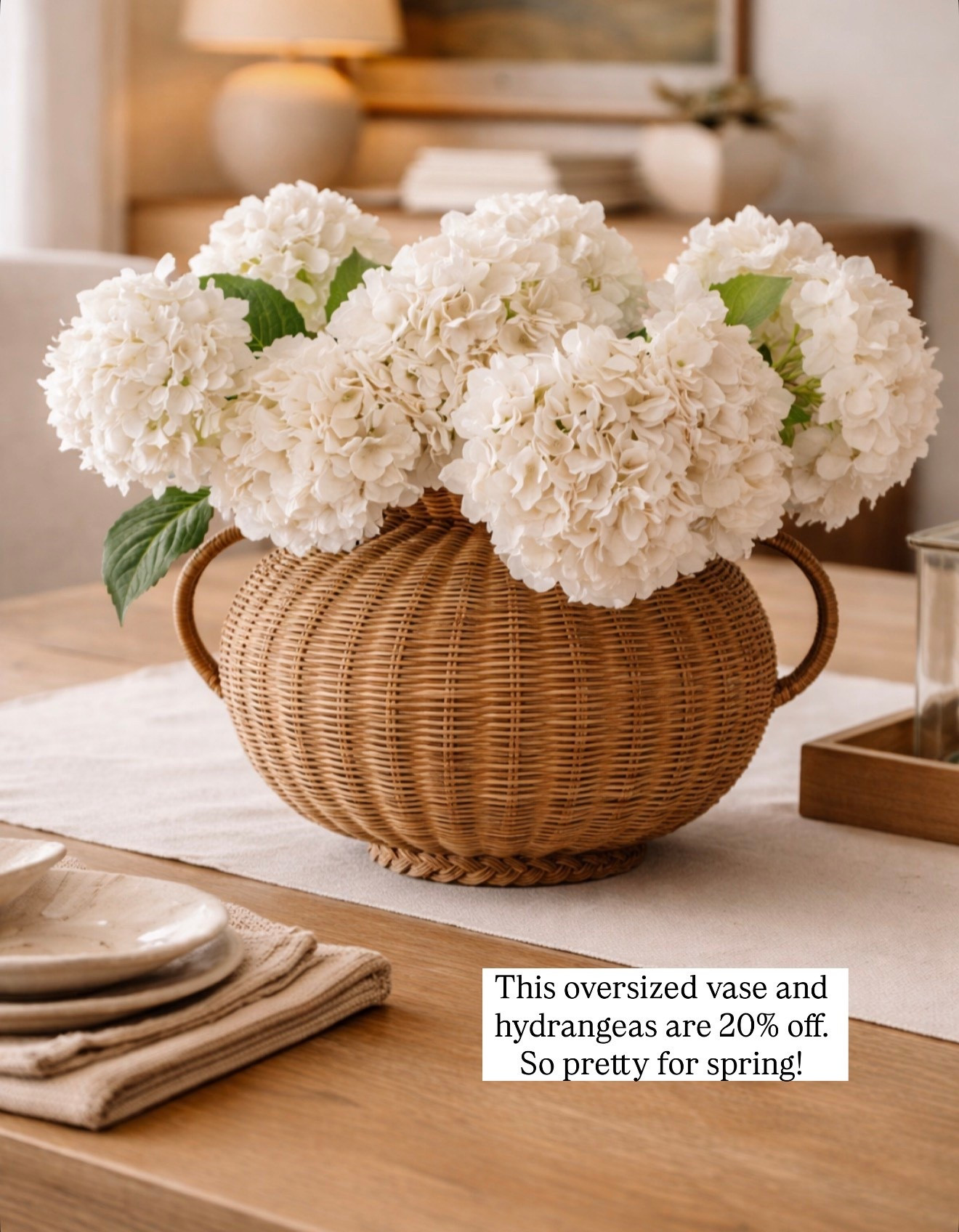 This oversized vase sold out but linked a few similar!

#LTKHome #LTKSaleAlert