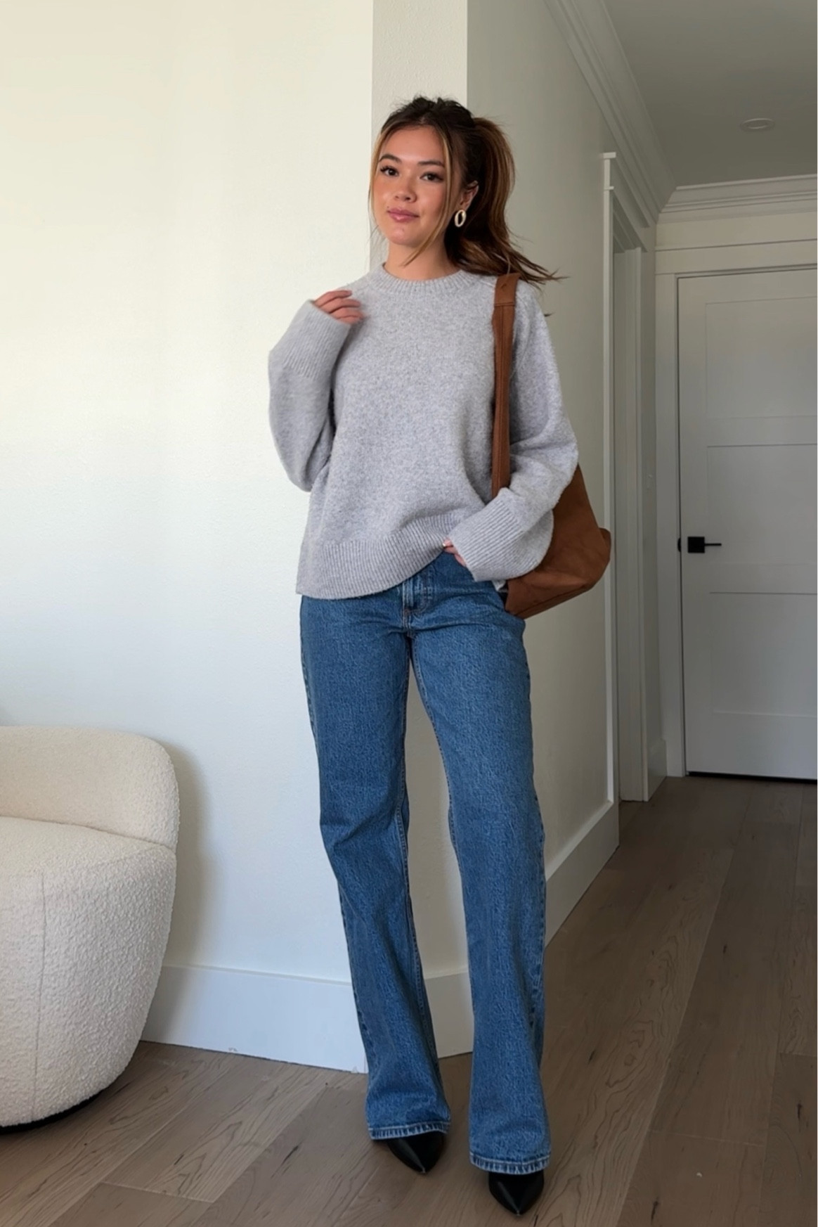 black top + jeans 4 ways ✨ Low Rise Baggy Jean 23R (wearing Curve Love which I prefer the fit of for a more waist hugging no-gap fit)


#LTKStyleTip
