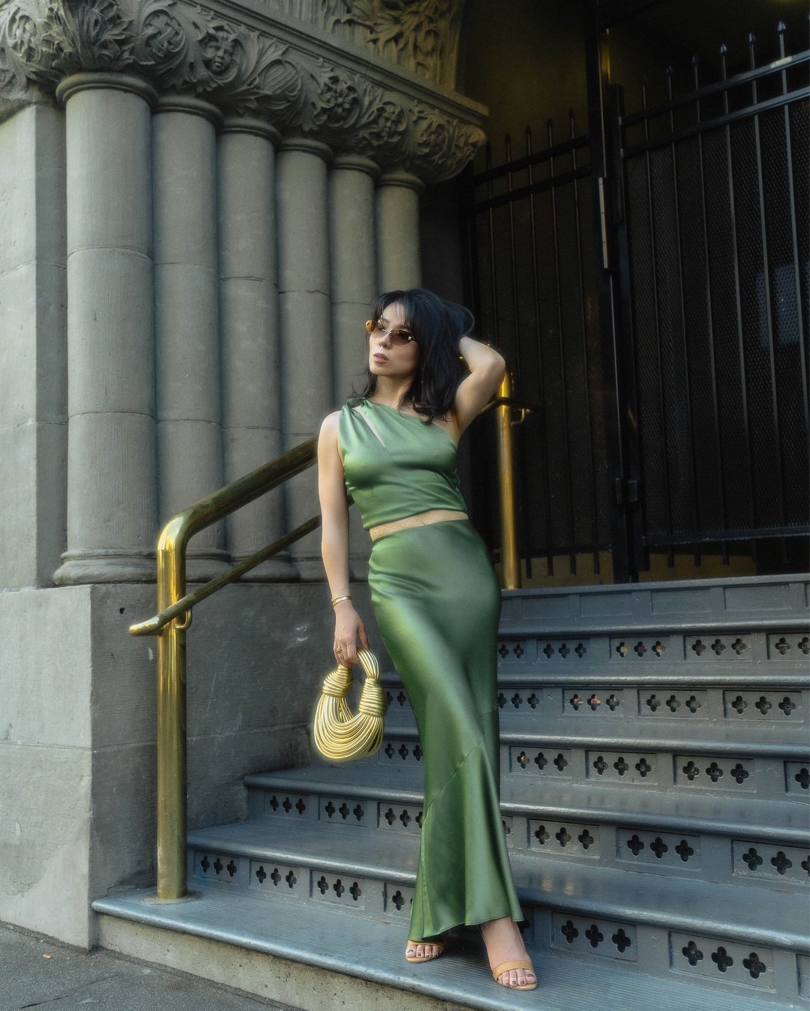 The gorgeous set that I can’t live without by @aliceandolivia. 

#LTKSeasonal #LTKStyleTip #LTKSaleAlert