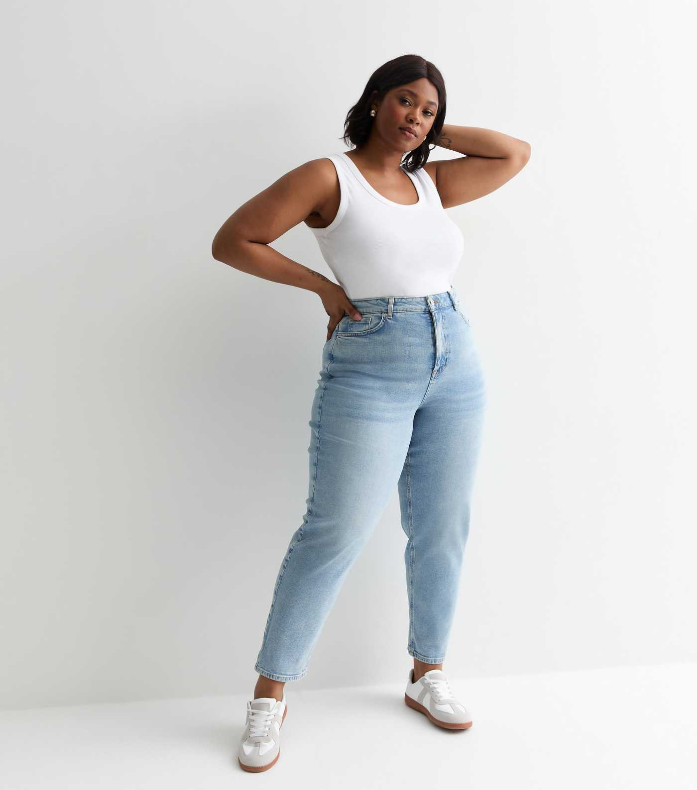 Curves Pale Blue High Waist Tori Mom Jeans | New Look | New Look (UK)