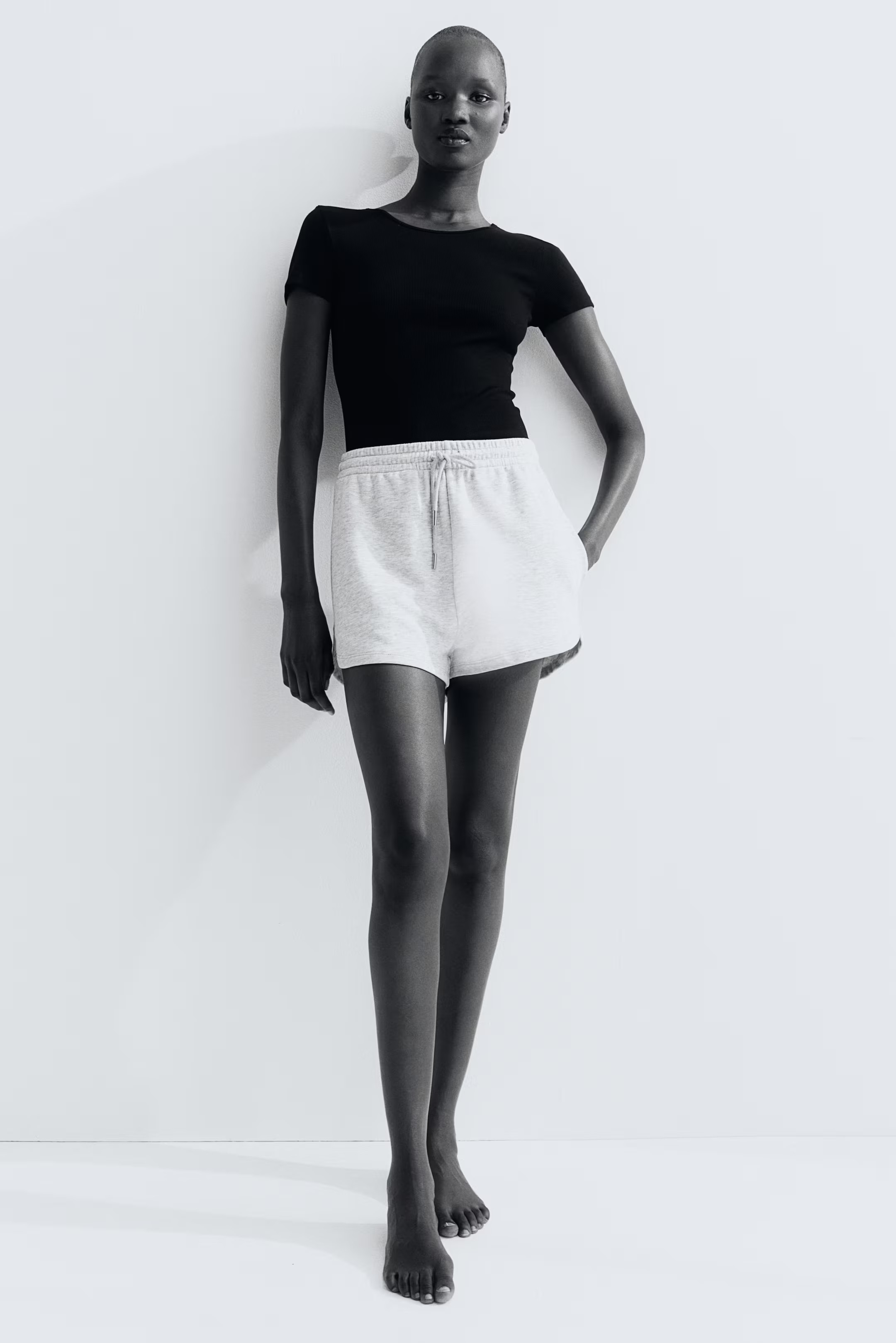 Ribbed T-shirt - Black - Ladies | H&M US | H&M (US + CA)