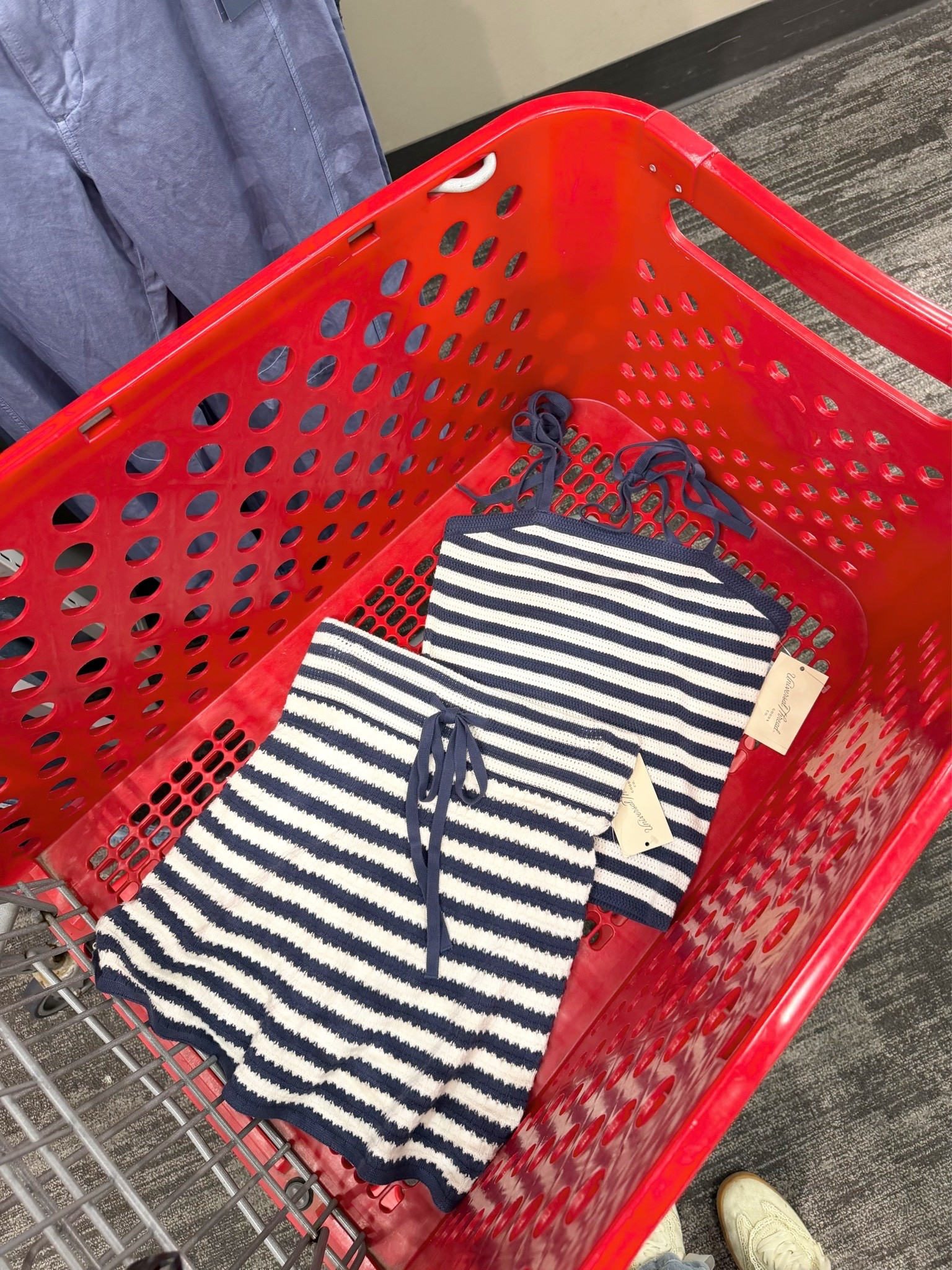 Cutest new matching set at Target 🌊 @Target

#LTKootd #LTKMidsize #LTKSeasonal