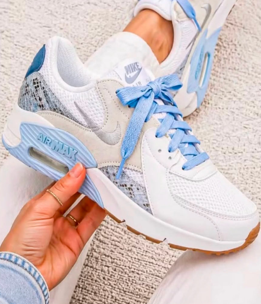 RARE SALE ON THESE! 🛑STOP what you’re doing if you don’t own a pair of
Nike Air Max …we need to talk 😳
Because WHY do we all have that one pair sitting in the closet…
and then the second you put them on you’re like…
👉 “WAIT… why am I not wearing these EVERY DAY?!” 
These just DROPPED in this blue with that subtle snake skin detail 🐍💙
and I’m not being dramatic… I’m OBSESSED
✔️ comfy like walking on a cloud
✔️ gives you that little lift (you know what I mean 😉)
✔️ goes with EVERYTHING in your mom uniform
This is THAT shoe you throw on and instantly look put together
— no thinking required
🚨 And listen… sizes are NOT gonna last
this is giving wear on repeat all spring + summer energy 
COMMENT BLUE 💙💙💙
and I’ll send you the link to grab your size
Don’t be the girl wishing she grabbed them…
this is a buy now or cry later situation 😤🔥

#LTKgrwm #LTKootd #LTKmomlife