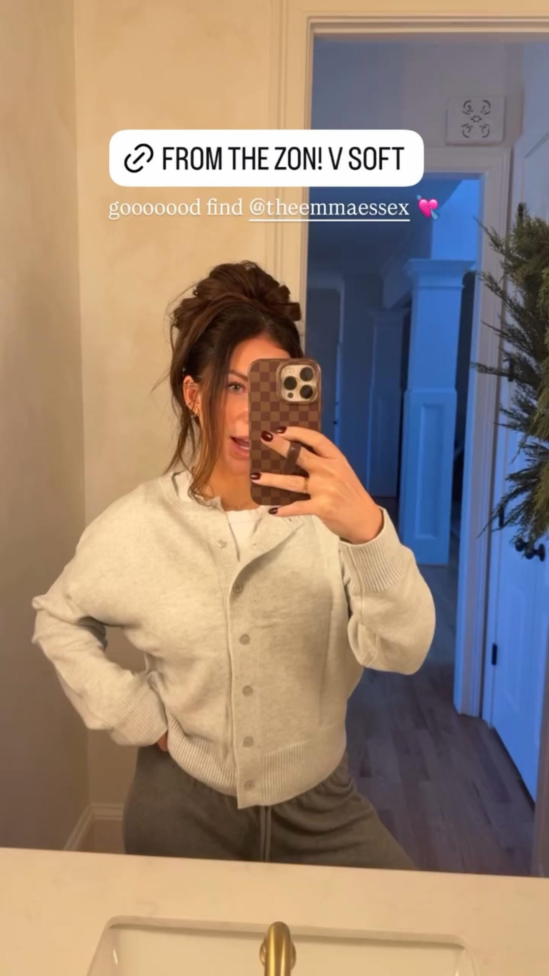 gooooood find @theemmaessex 💘
Sweater in medium 

#LTKgrwm #LTKootd #LTKdayinmylife