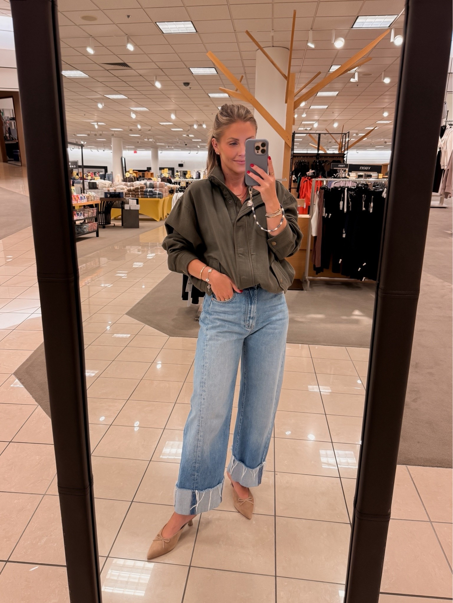 XS jacket / XS Amazon tank / 24 jeans (I sized down one) / Shoes are true to size

Nsale, Nordstrom anniversary sale, petite fashion, fall outfits

#LTKootd #LTKSaleAlert #LTKPetite