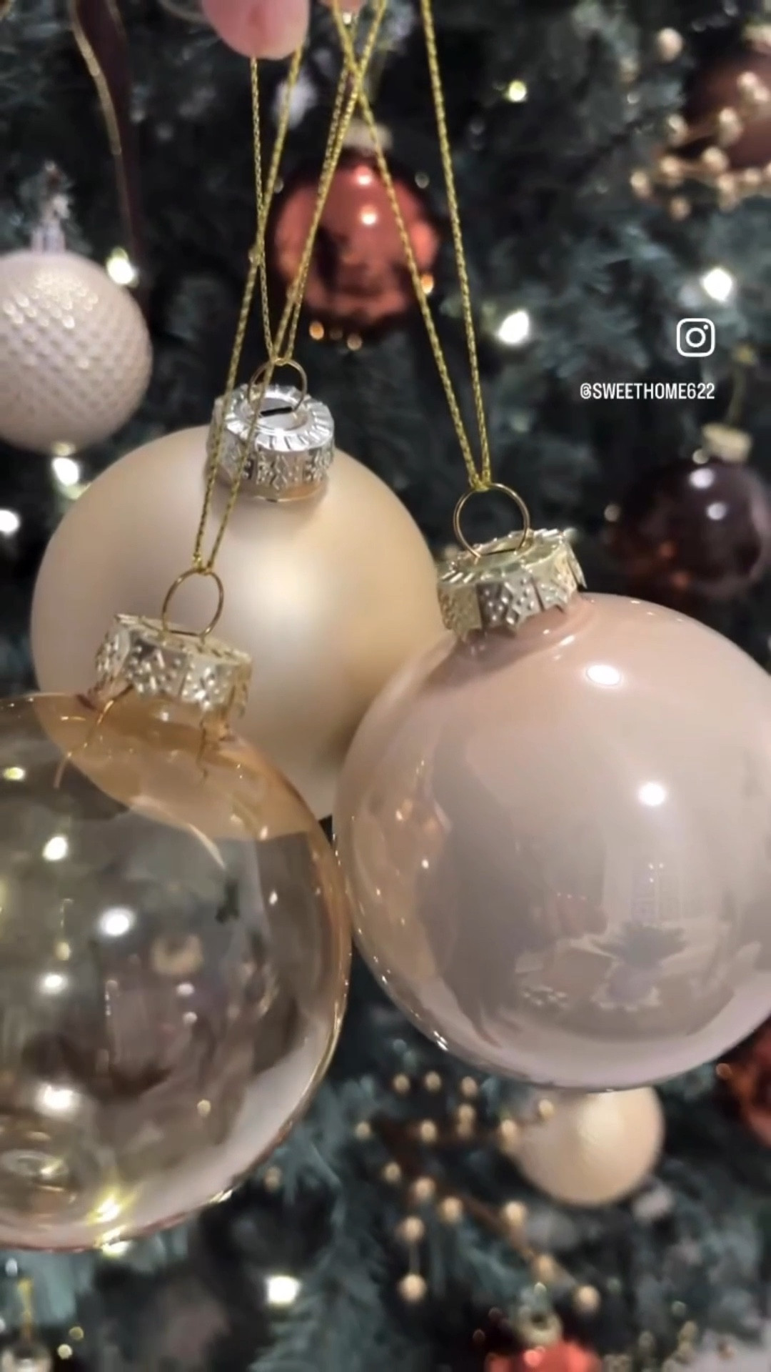 Christmas Decoration 

#LTKHome #LTKHoliday #LTKSaleAlert