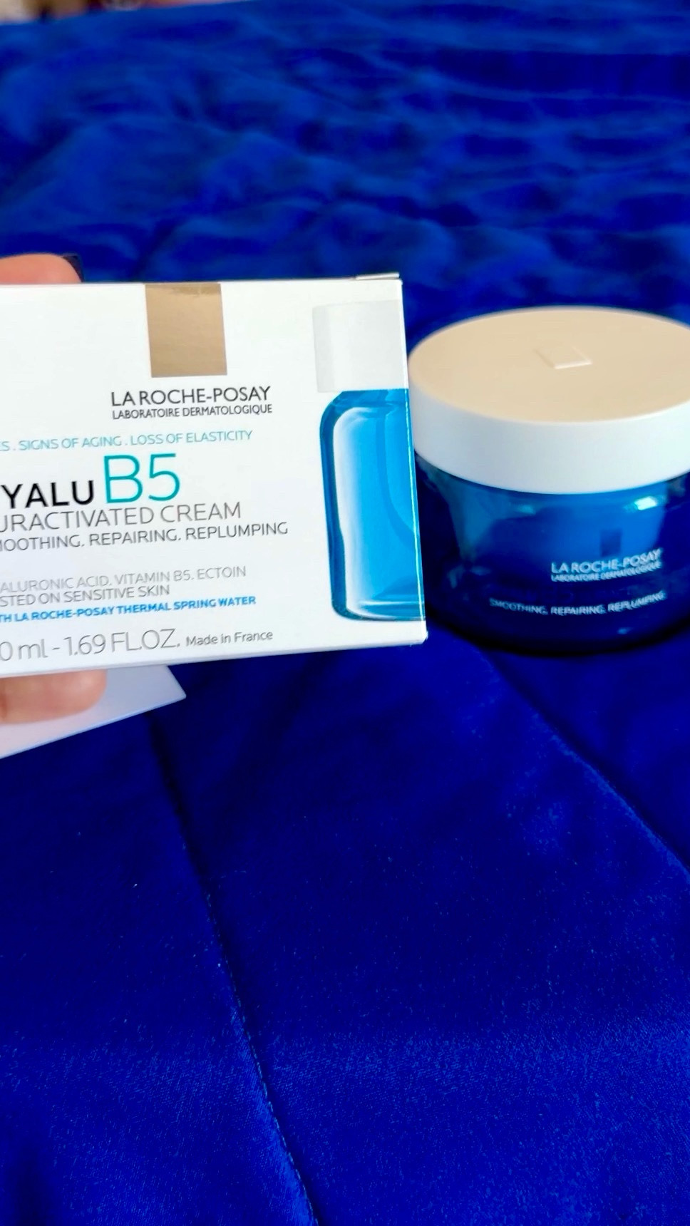 Hyalu B5 Super-Activated Cream with 72 hours intense hydration. Perfect to add plumpness to your skin #LaRochePosayUSA #GiftedbyLaRochePosay #HyaluB5Cream #HyaluB5SuractivatedSerum 

#LTKselfcare #LTKOver40 #LTKmorningroutine