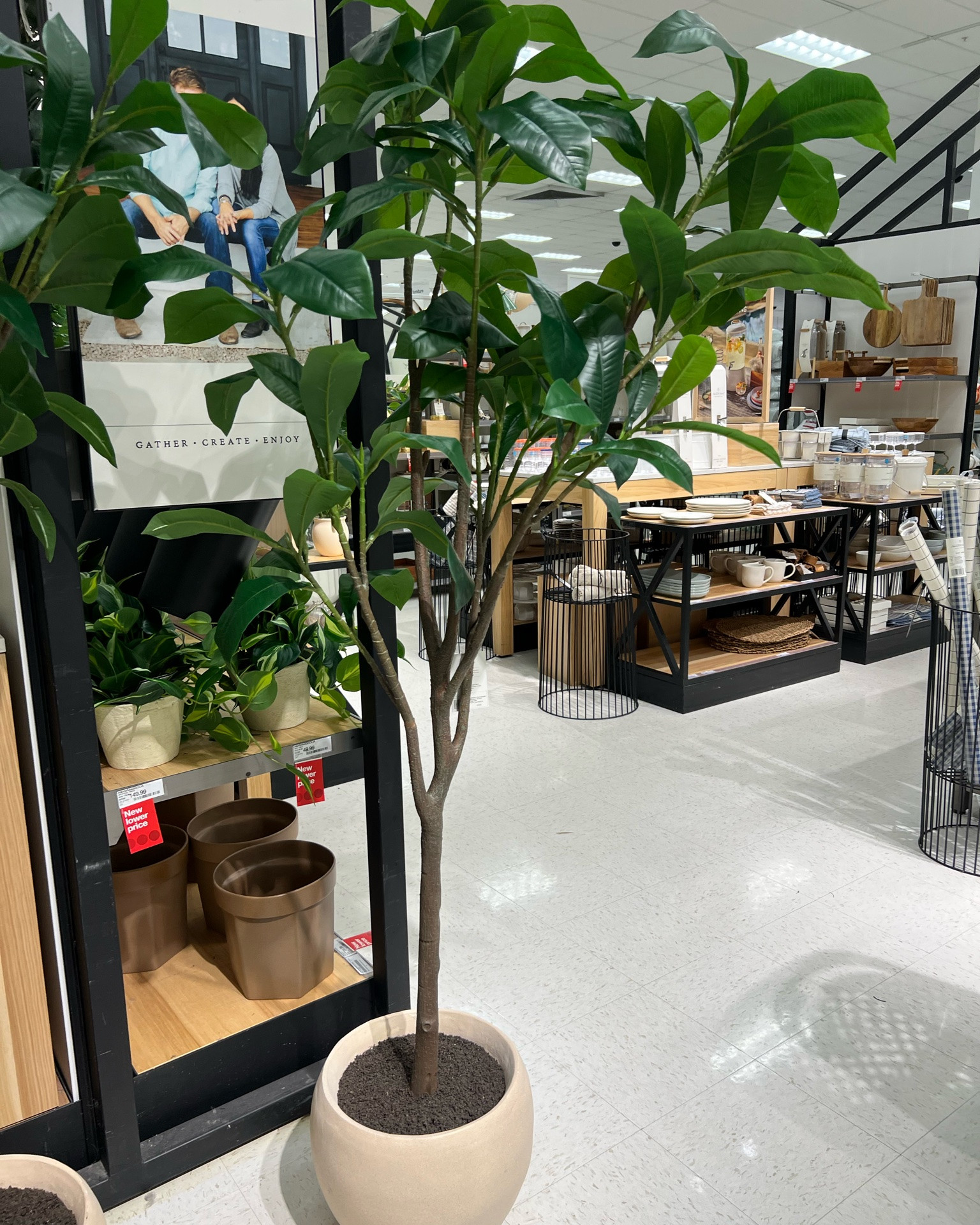 Faux Tree

This faux tree is perfect for an office space, dining room or indoor porch. @Target