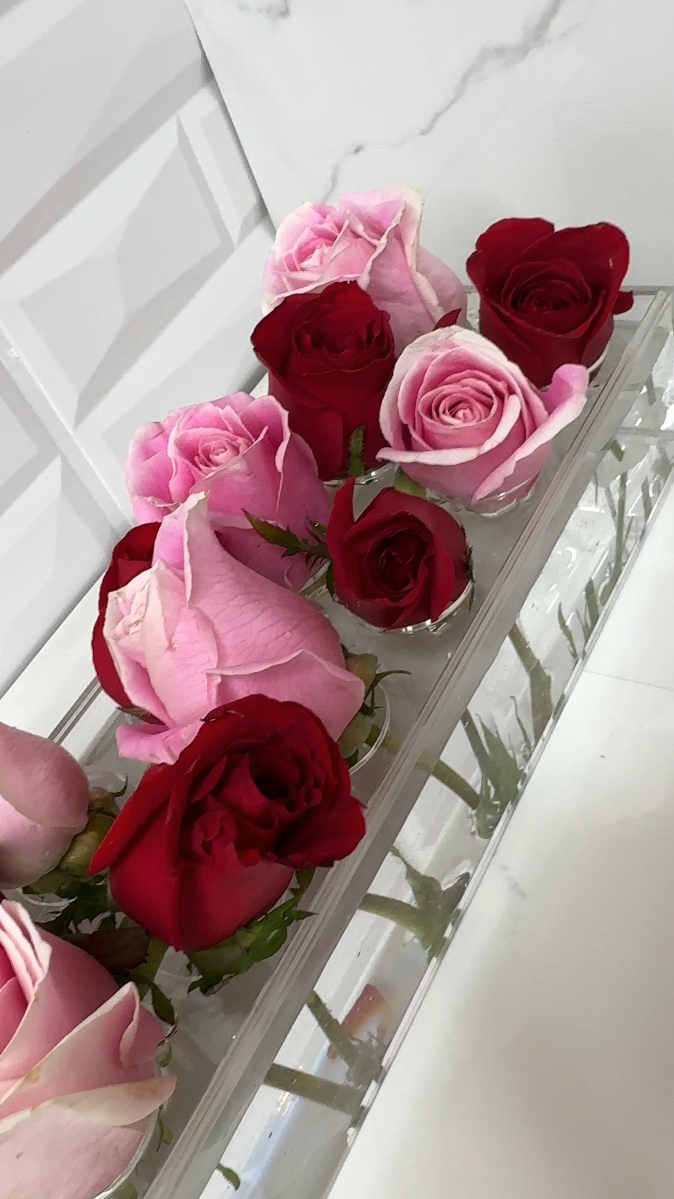 Another party, another reason to use my Acrylic Amazon vases!! 🌹🌷🌸

#LTKhome #LTKHoliday #LTKGiftGuide