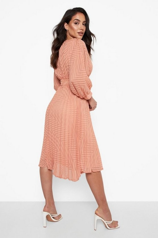 Dobby Mesh Pleated Balloon Sleeve Midi Dress | Boohoo.com (US & CA)