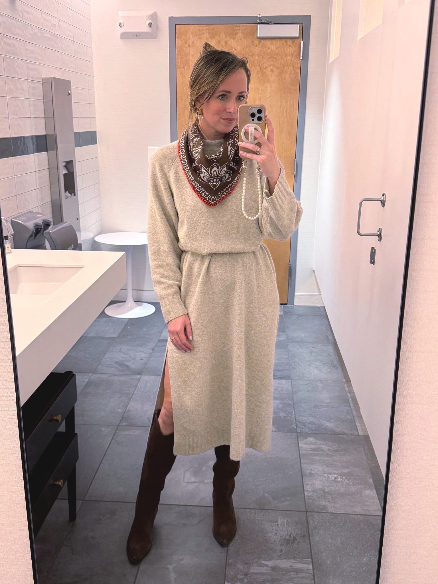 Workwear for a windy day



#LTKootd #LTKdayinmylife #LTKWorkwear