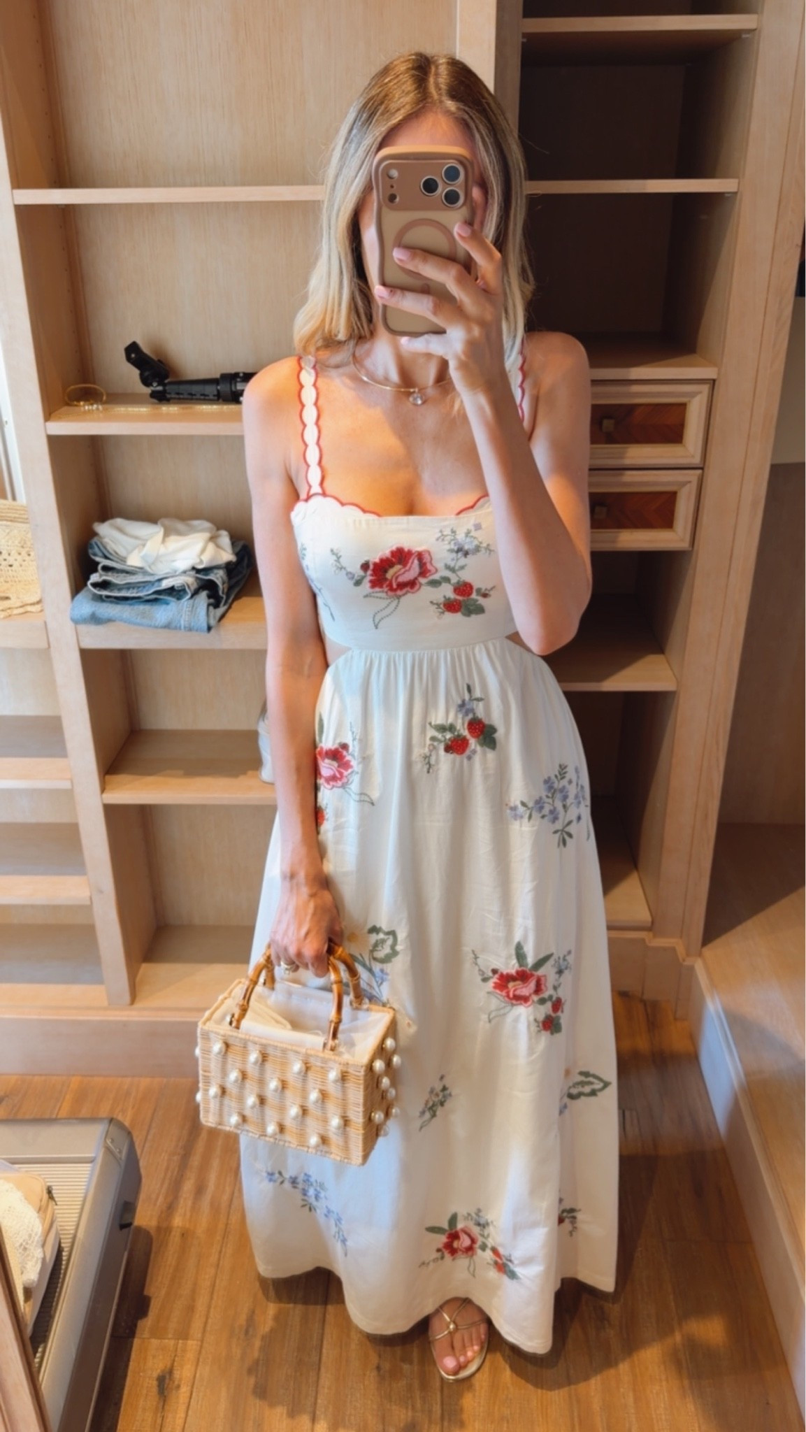 ADORABLE & feminine dress
Runs tts , wearing a size small
Summer outfits 
Summer dresses
Vacation outfits beach

#LTKU #LTKOver40 #LTKootd