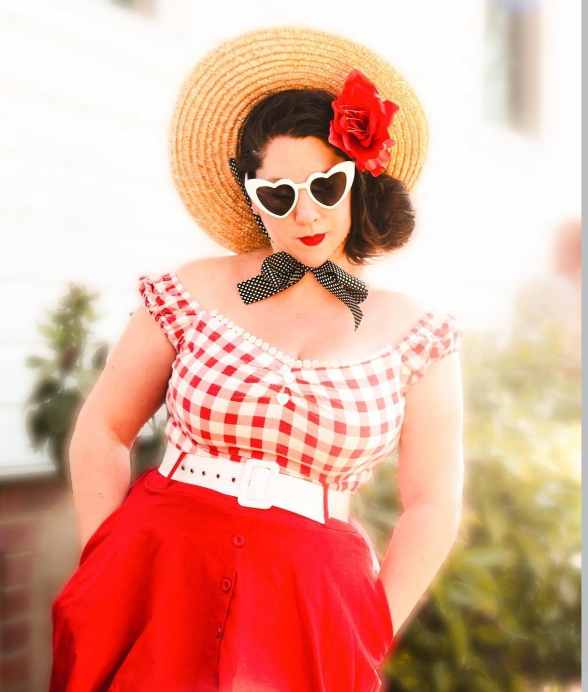 The vintage fashion challenge day 4 prompt is red/orange! 

#LTKSeasonal #LTKMidsize
