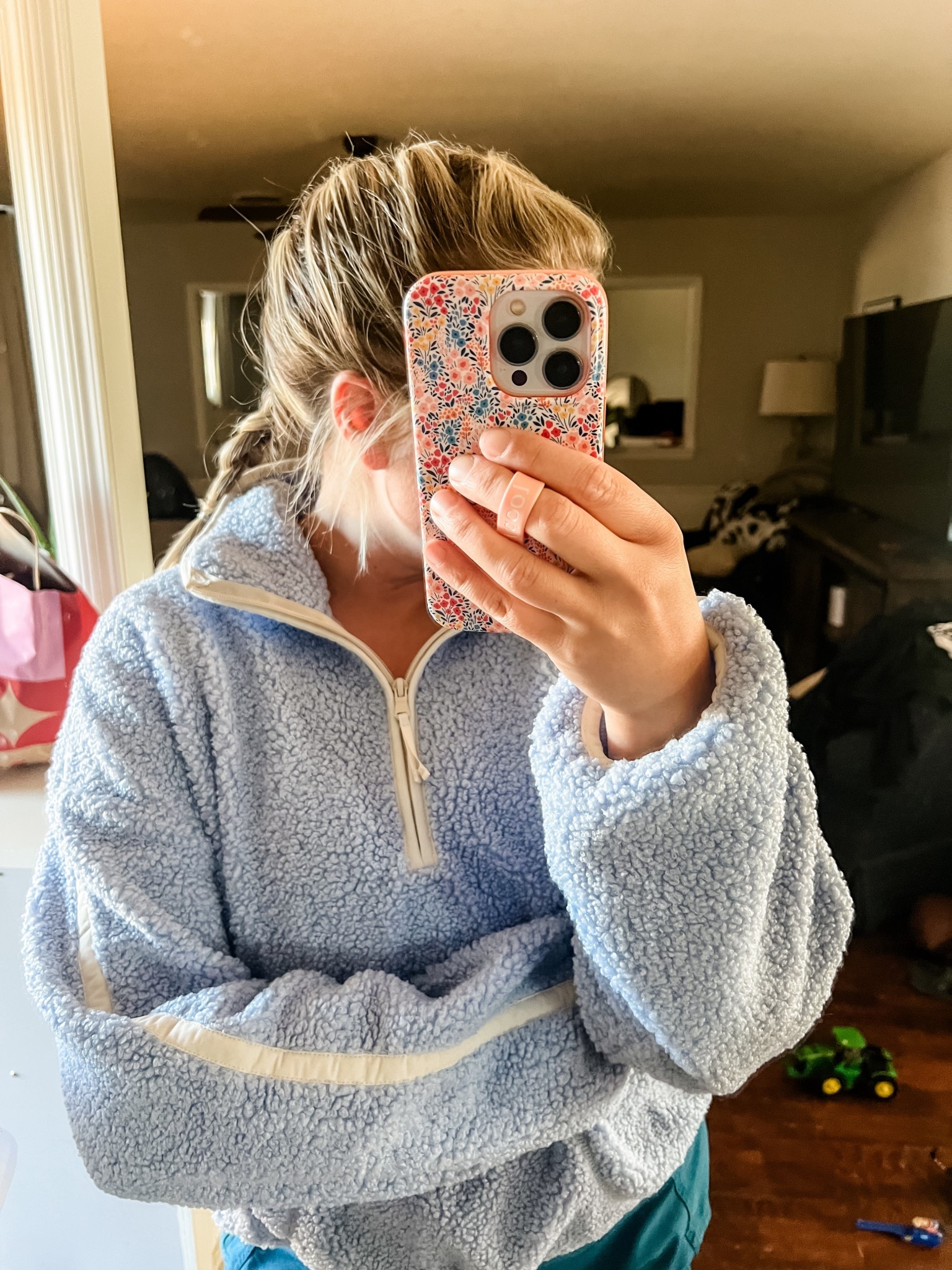 Cozy Sherpa pulloverr

#LTKFindsUnder50 #LTKActive #LTKSaleAlert